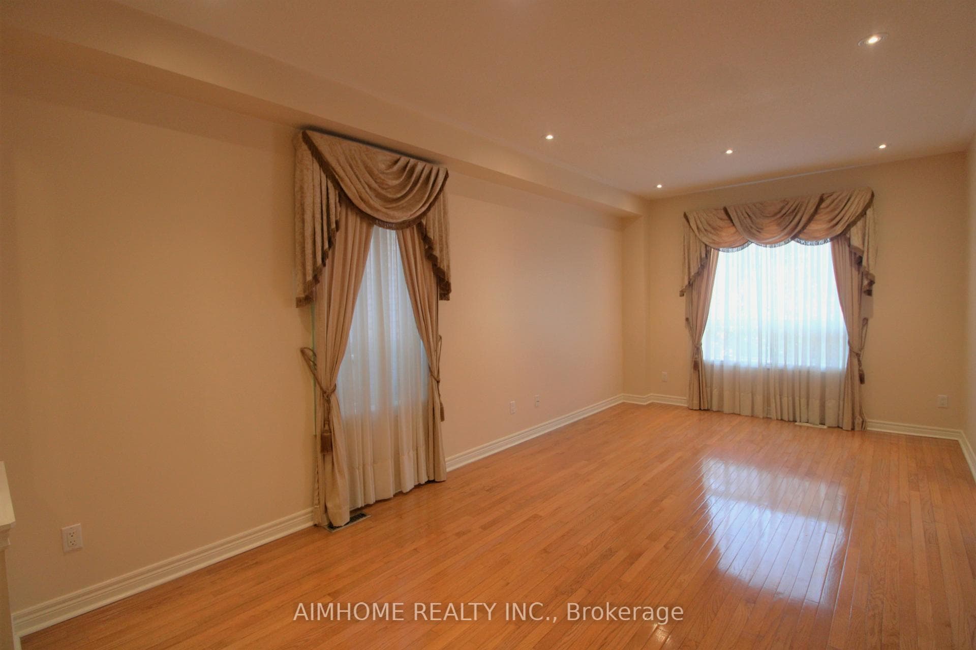 24 Bel Canto Crescent photo 7