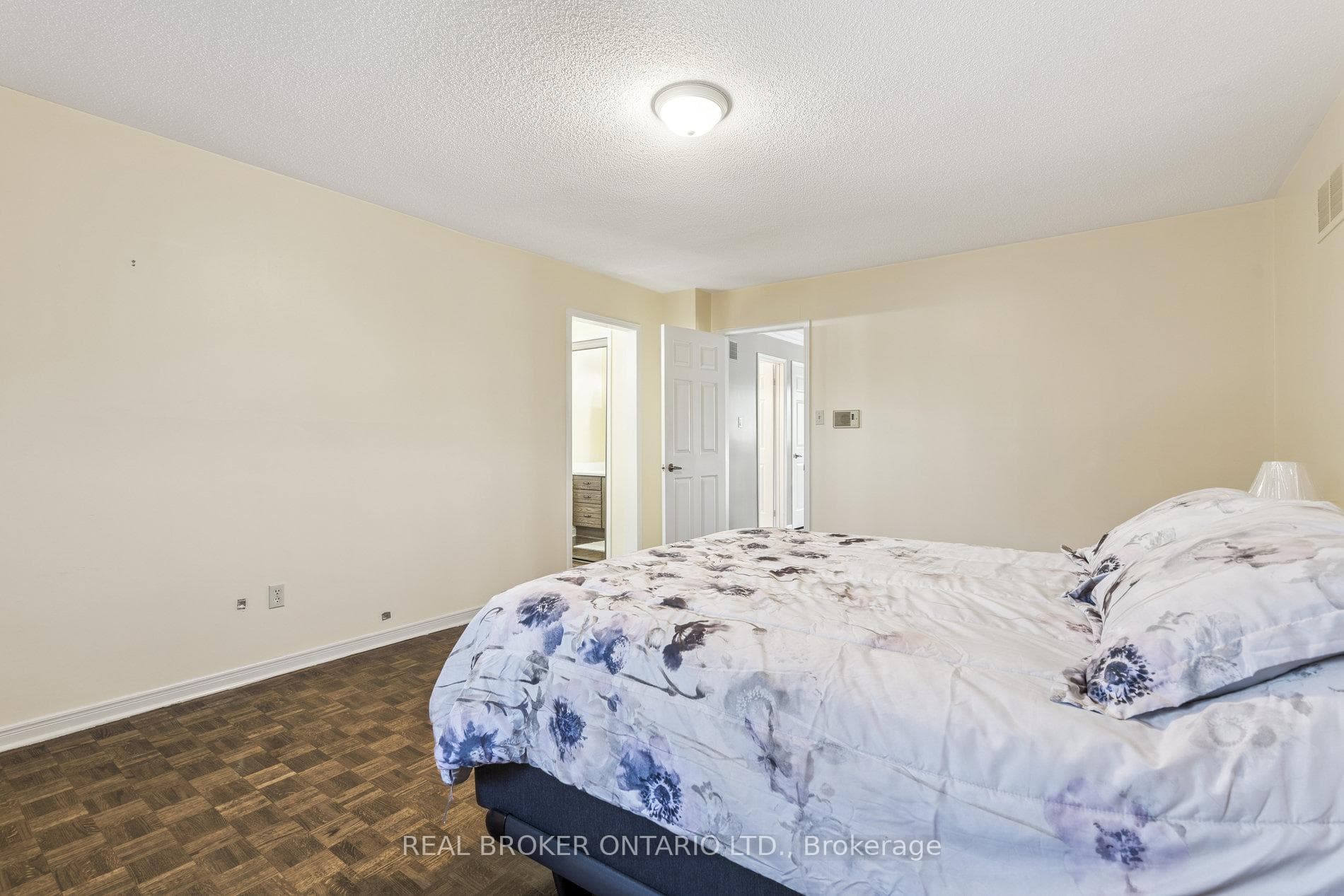 435 Aberdeen Avenue photo 24