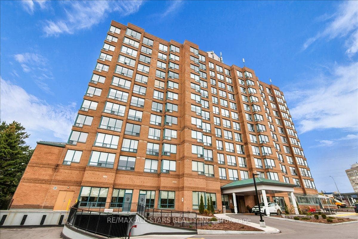 711 Rossland Road Unit 1002 photo 1