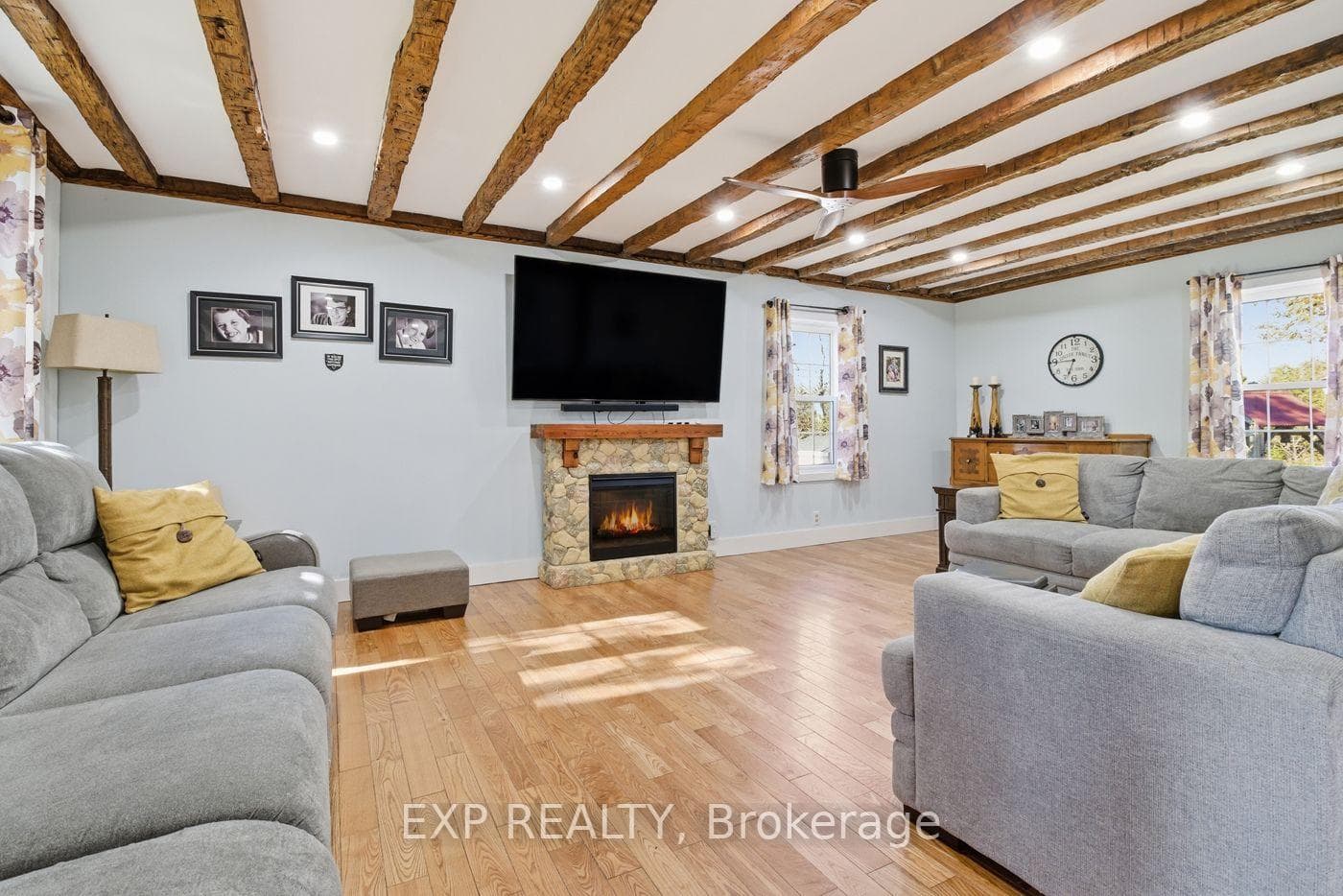 9043 Ridge Road photo 19