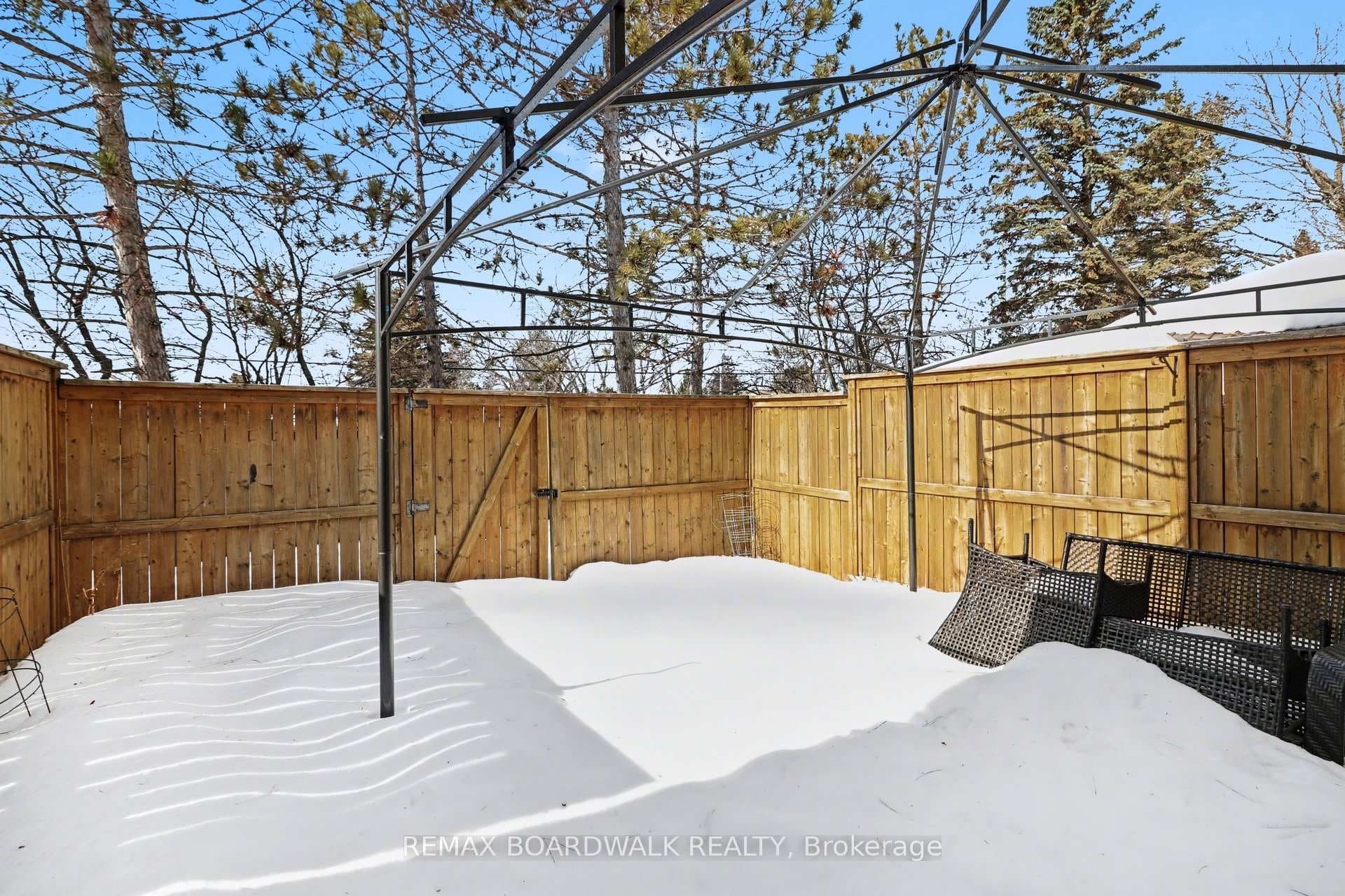 Fully Fenced Yard
