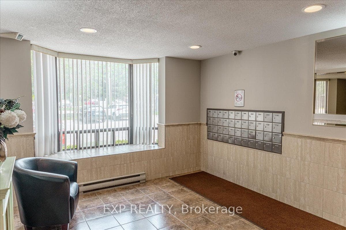 75 Huxley Street Unit 101 photo 6