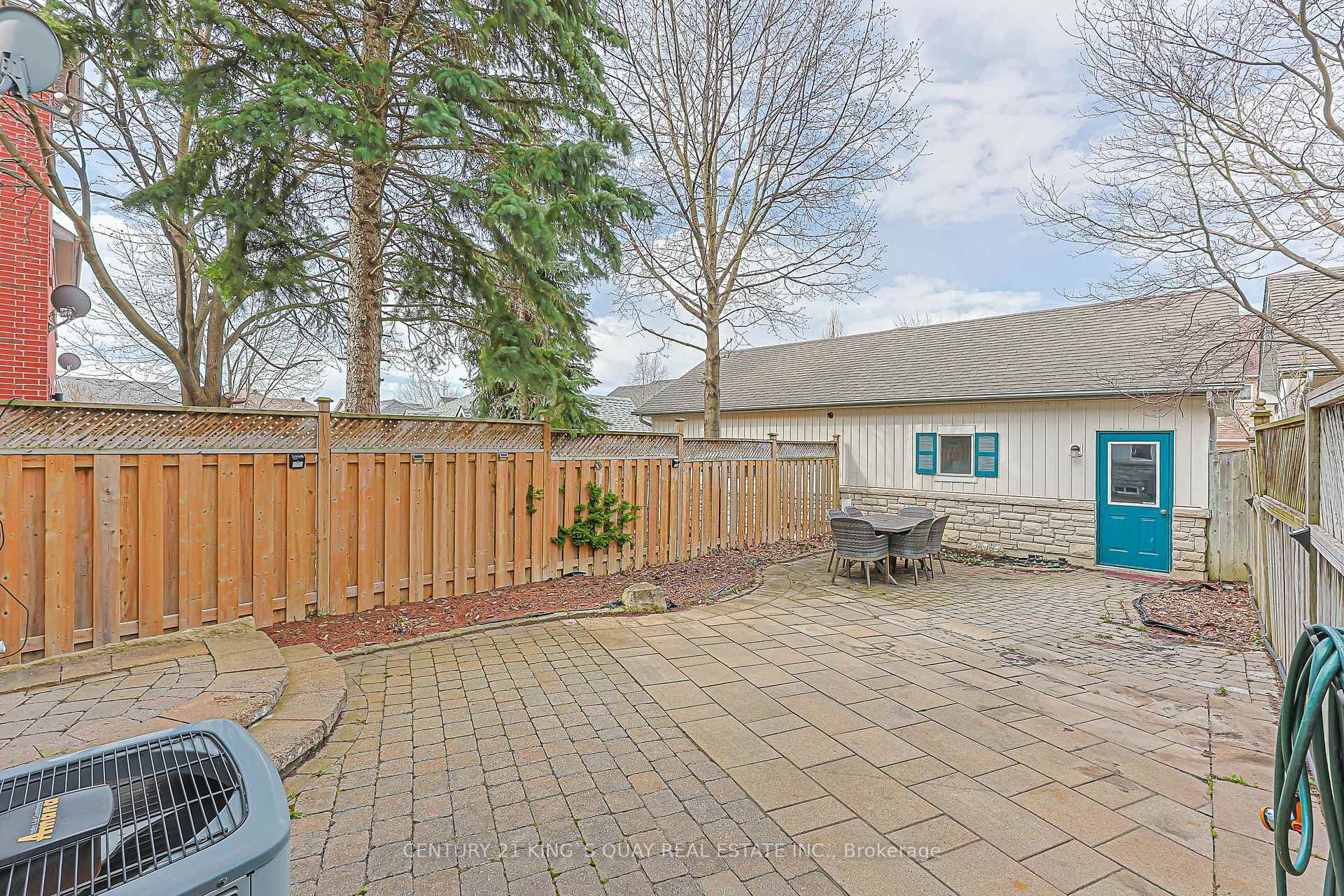 15 Queens Plate Drive photo 20