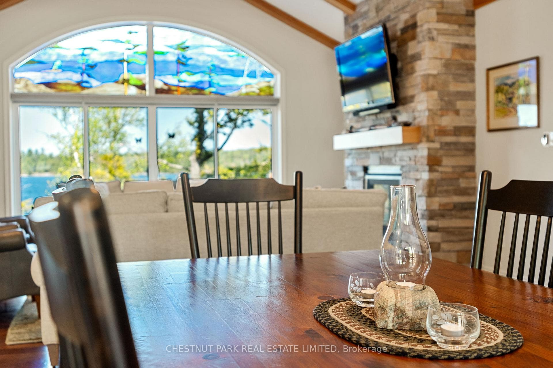 2066 Wilkinson Road photo 5