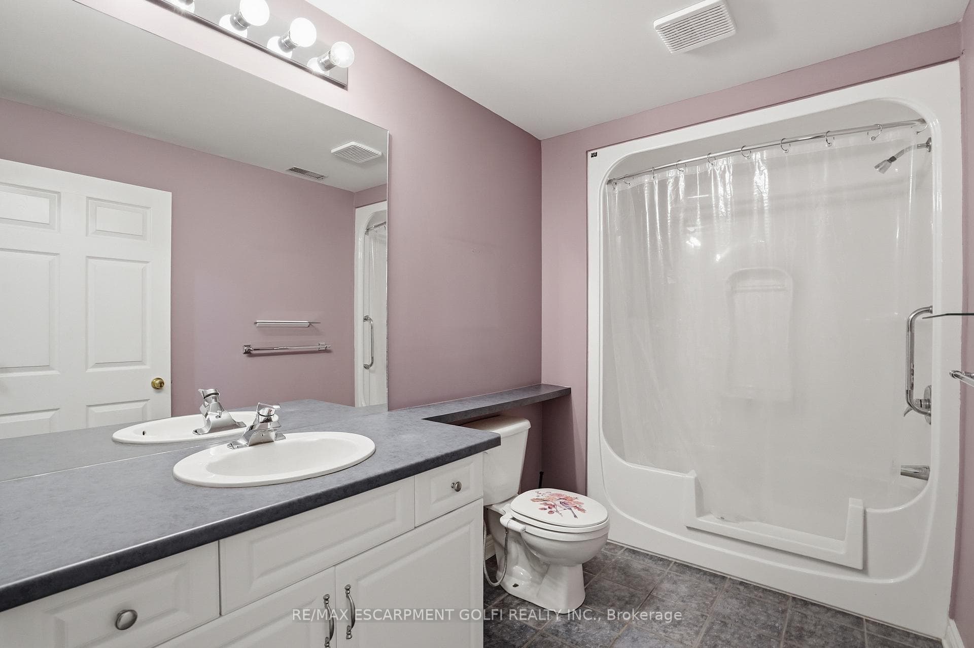 58 Glendale Avenue Unit 12 photo 24