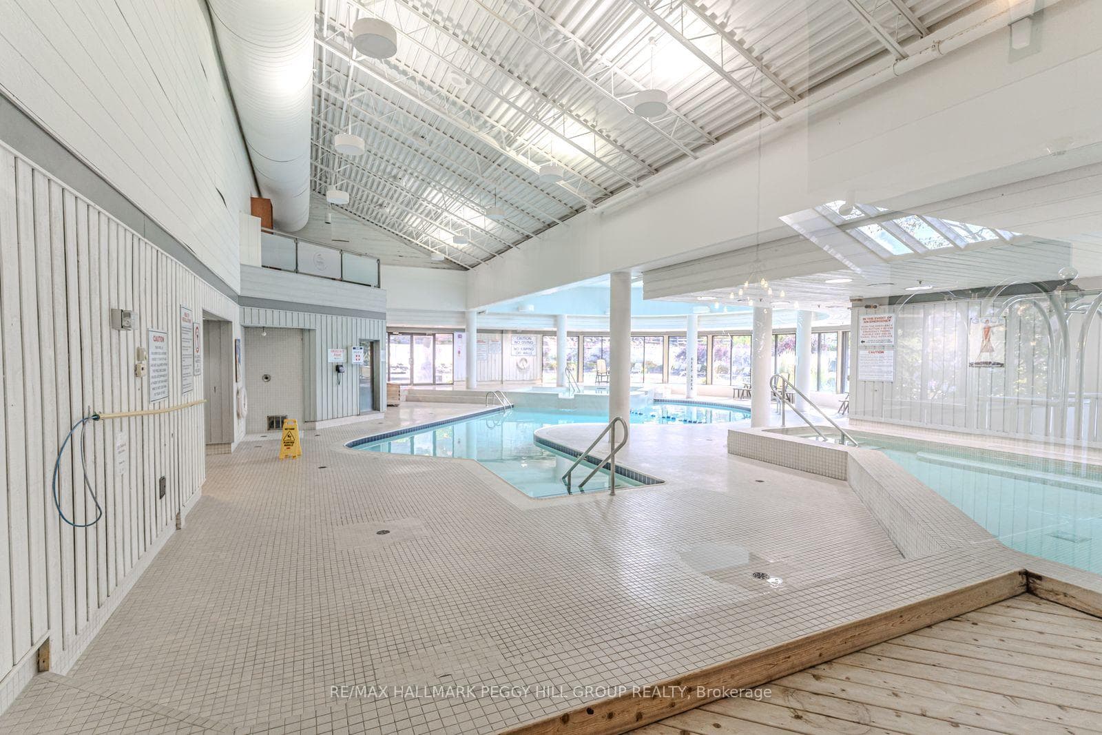 40 Horseshoe Boulevard Unit 217 photo 13