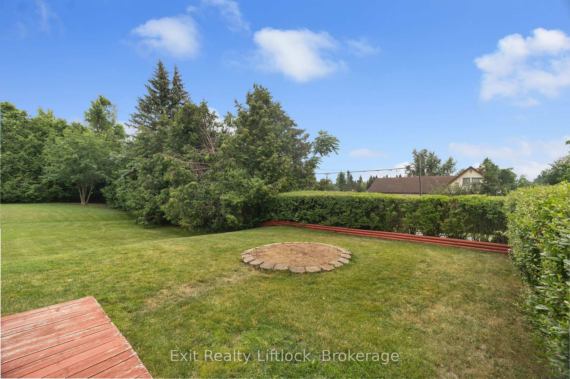 2 Edgewood Avenue photo 27