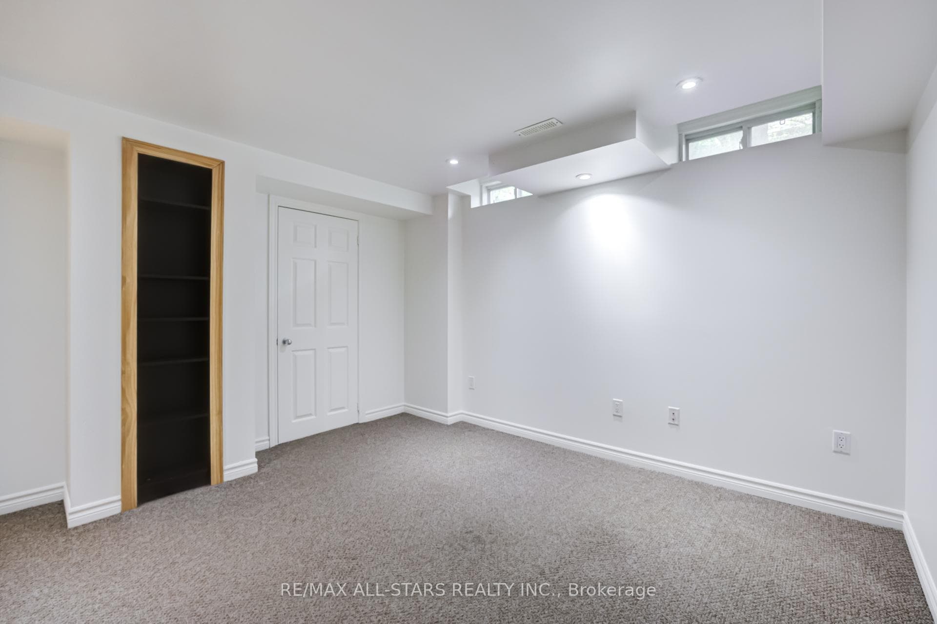 51 Playfair Road photo 31