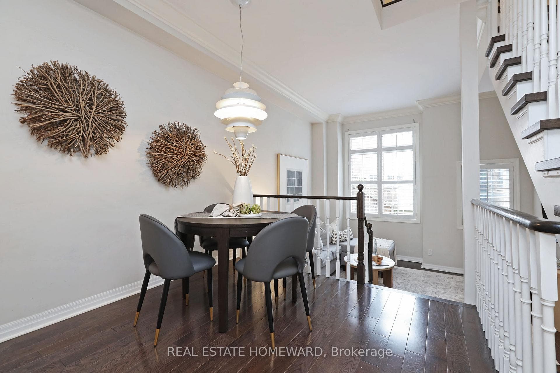 6 Wellesley Place Unit 30 photo 7
