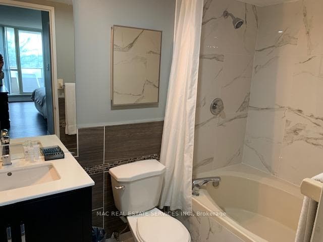 8501 Bayview Avenue Unit 515 photo 10