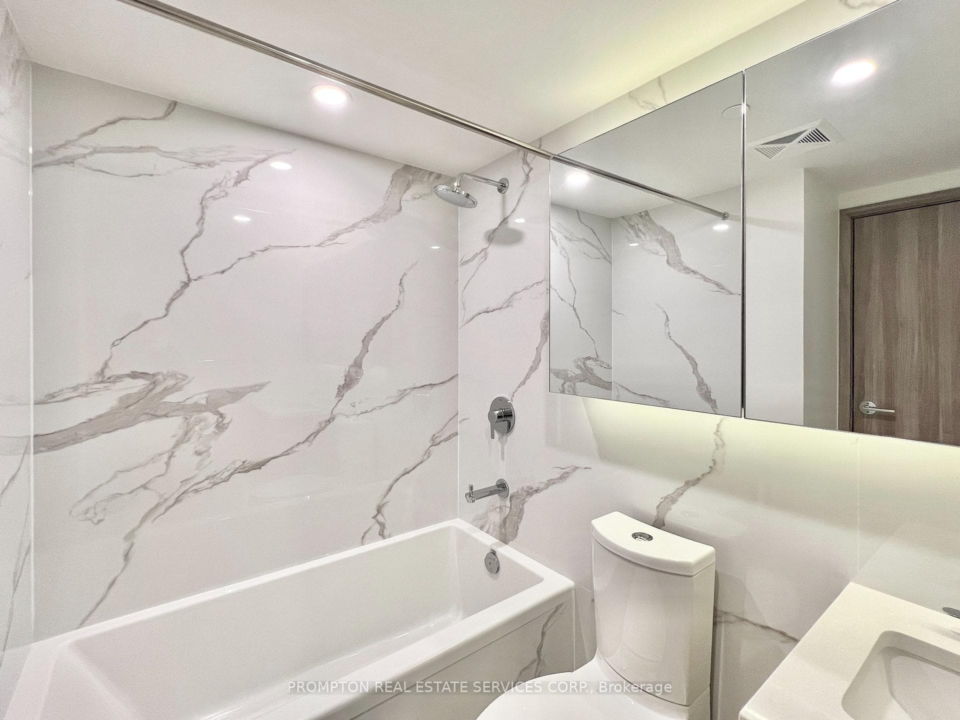 1 Concord Cityplace Way Unit 2810 photo 23