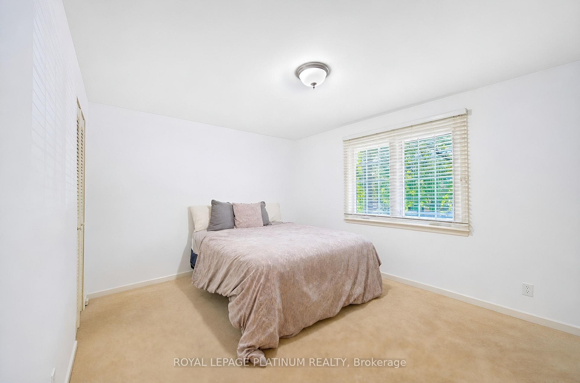 47 PARKVIEW Place photo 31