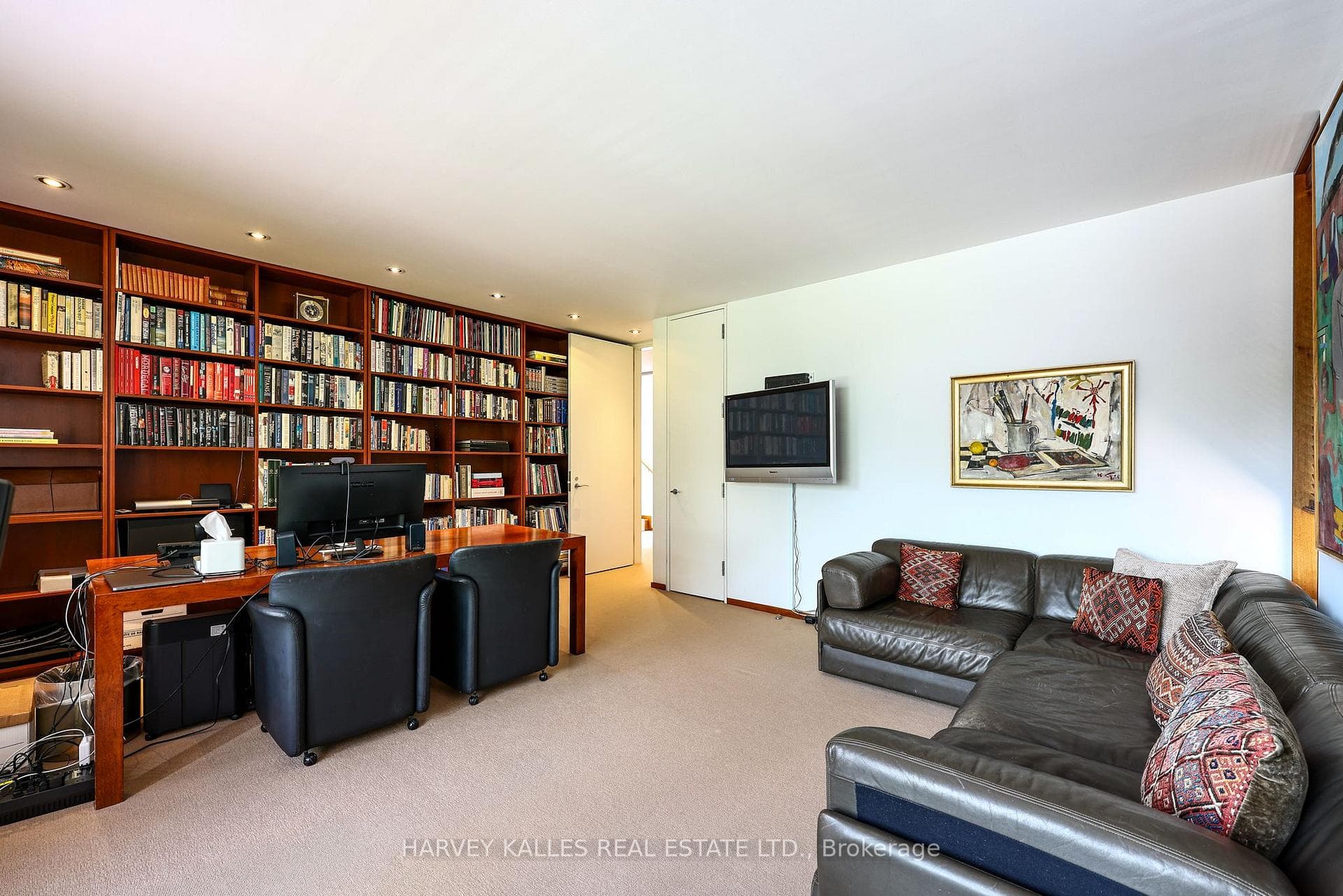 36 Millbank Avenue photo 31