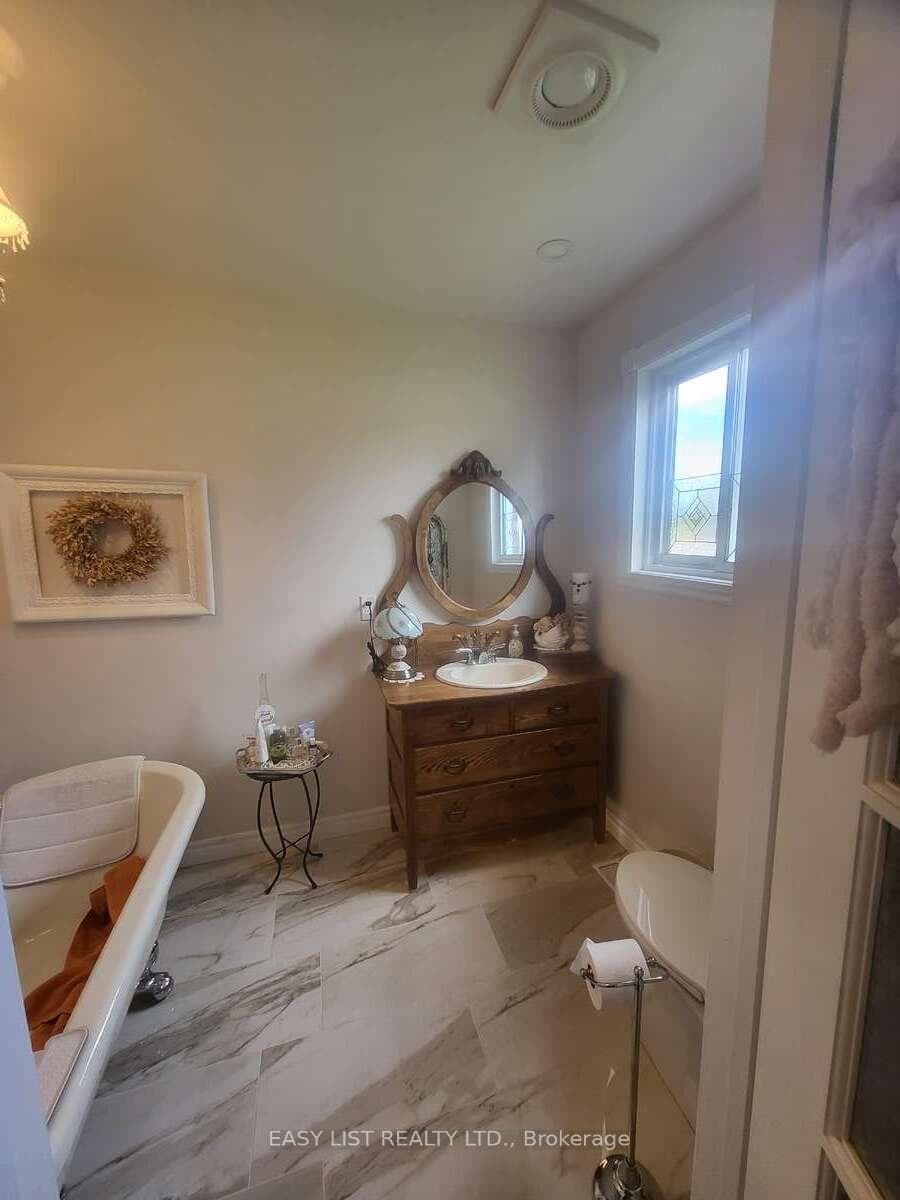 612 Virginia Street photo 20