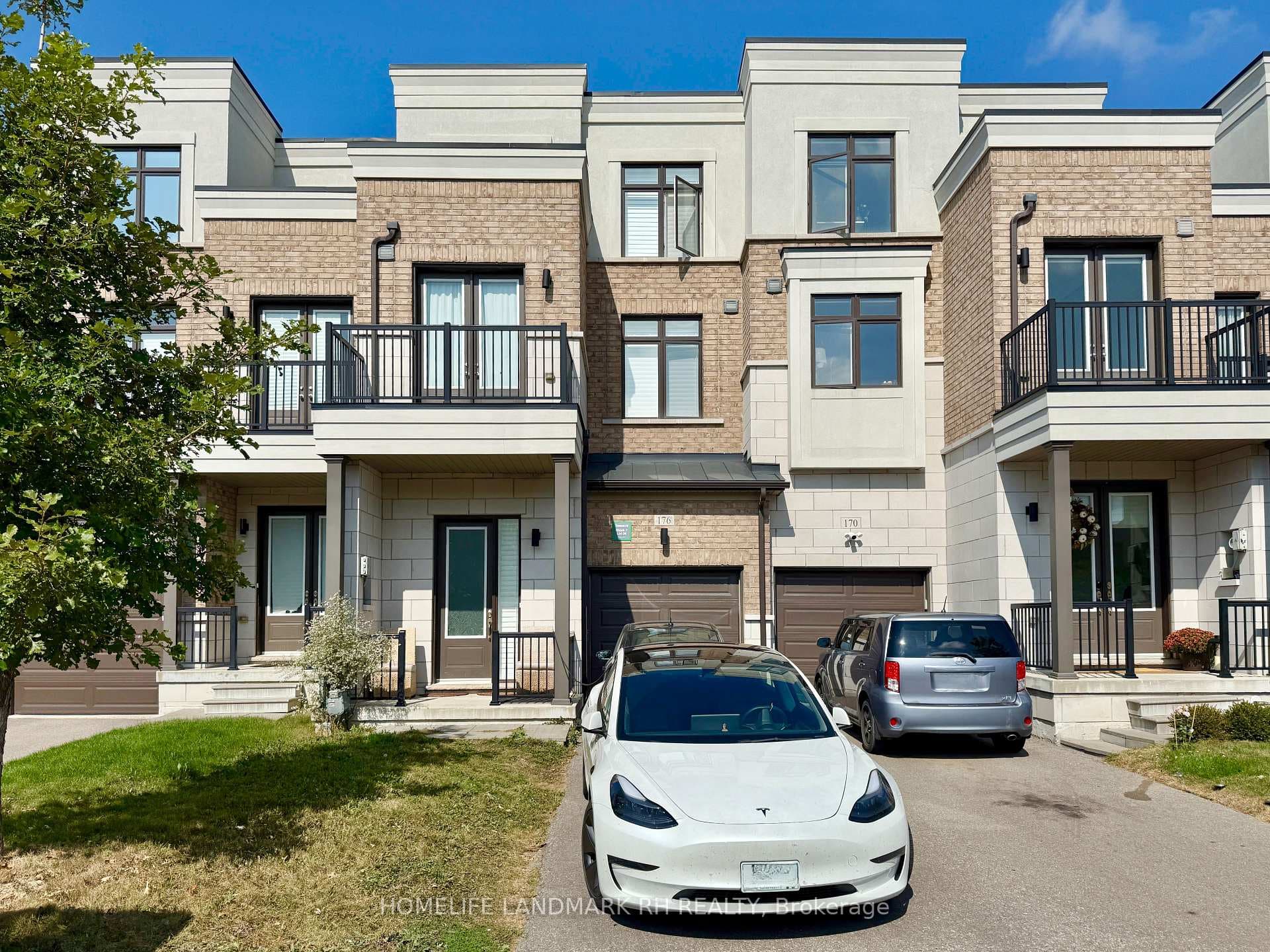 176 Elyse Court photo 4