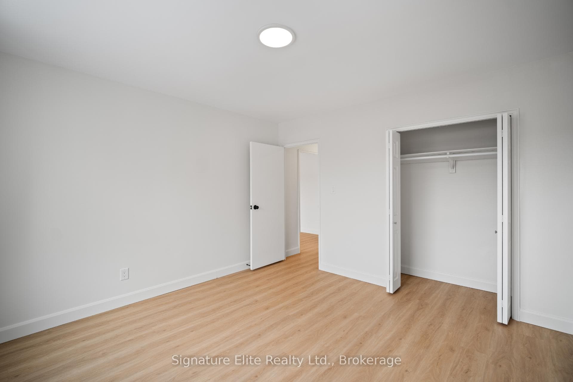 345 Lonsdale Road Unit 308 photo 9
