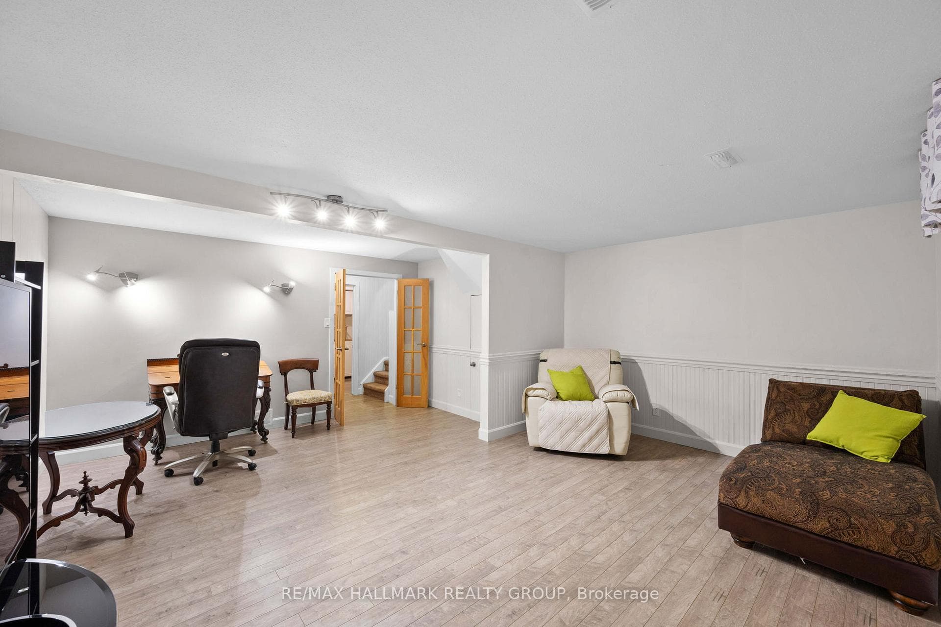 Recreation room, basement