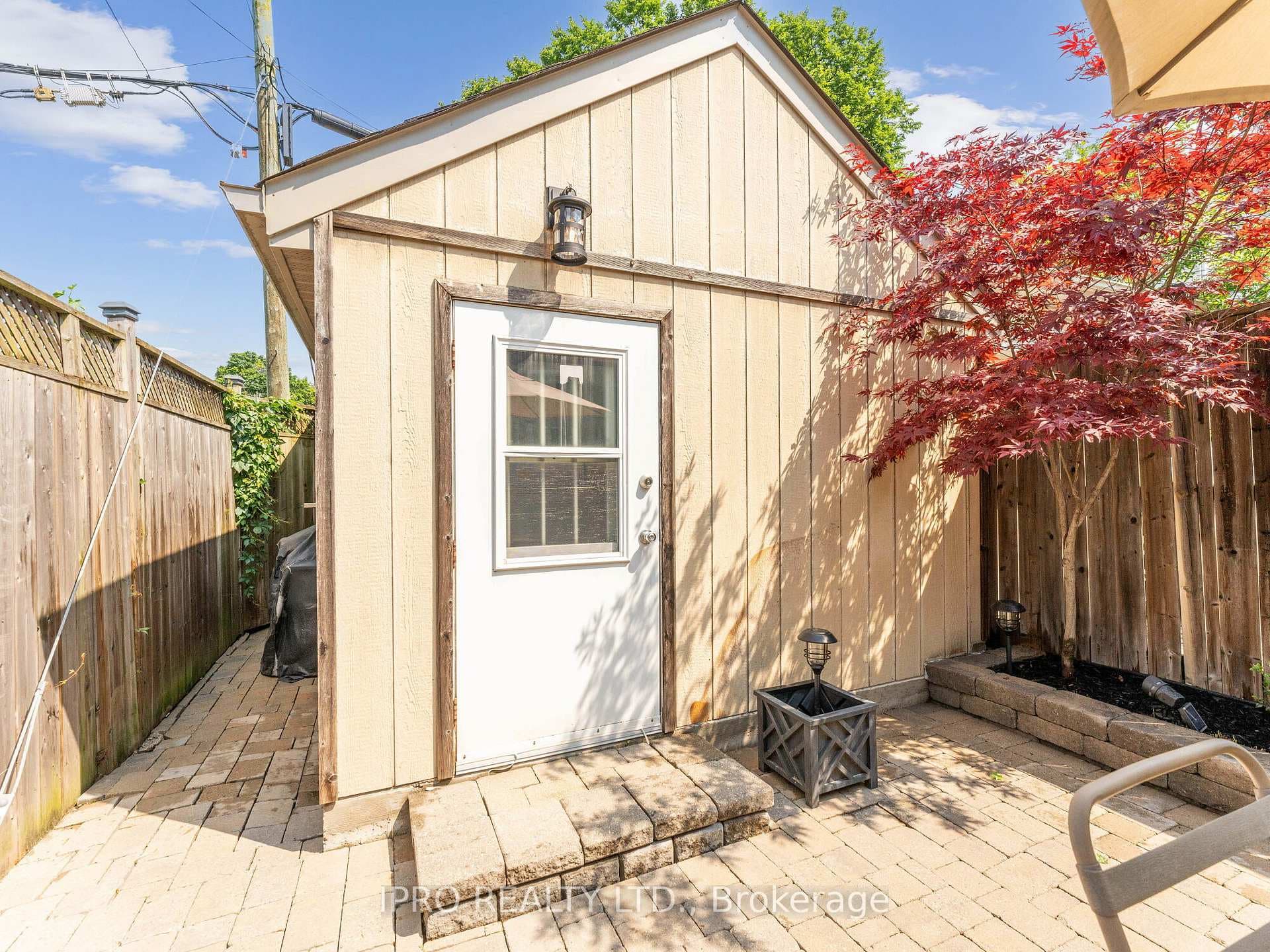 1178 Gerrard Street photo 37