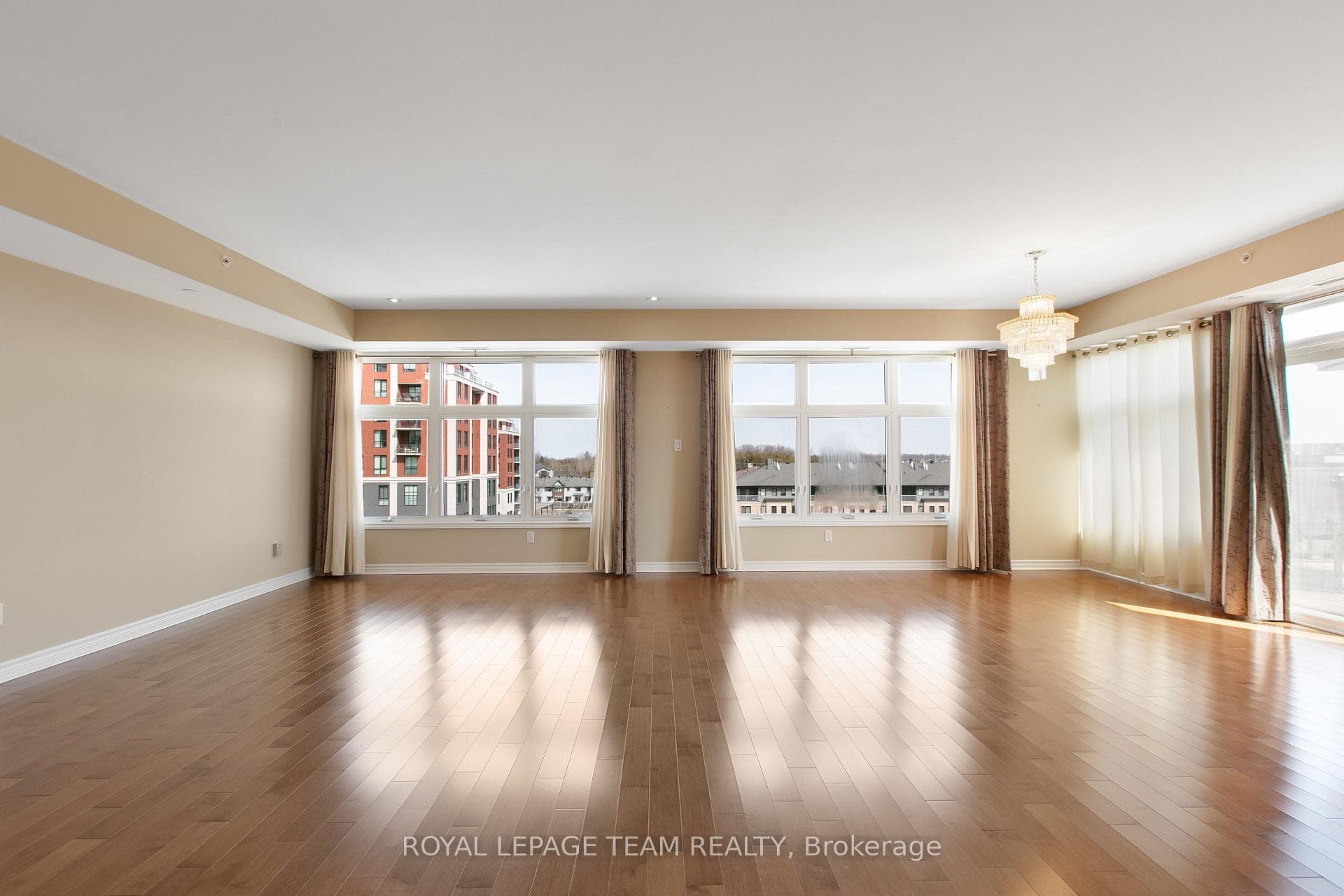 659 Sue Holloway Drive Unit 401 photo 17