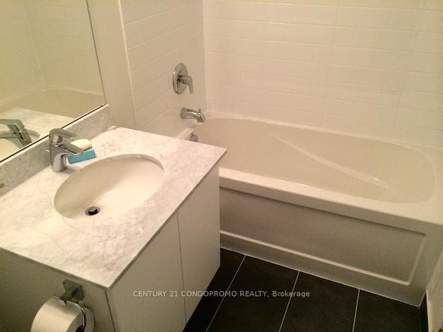 150 East Liberty Street Unit 1401 photo 5