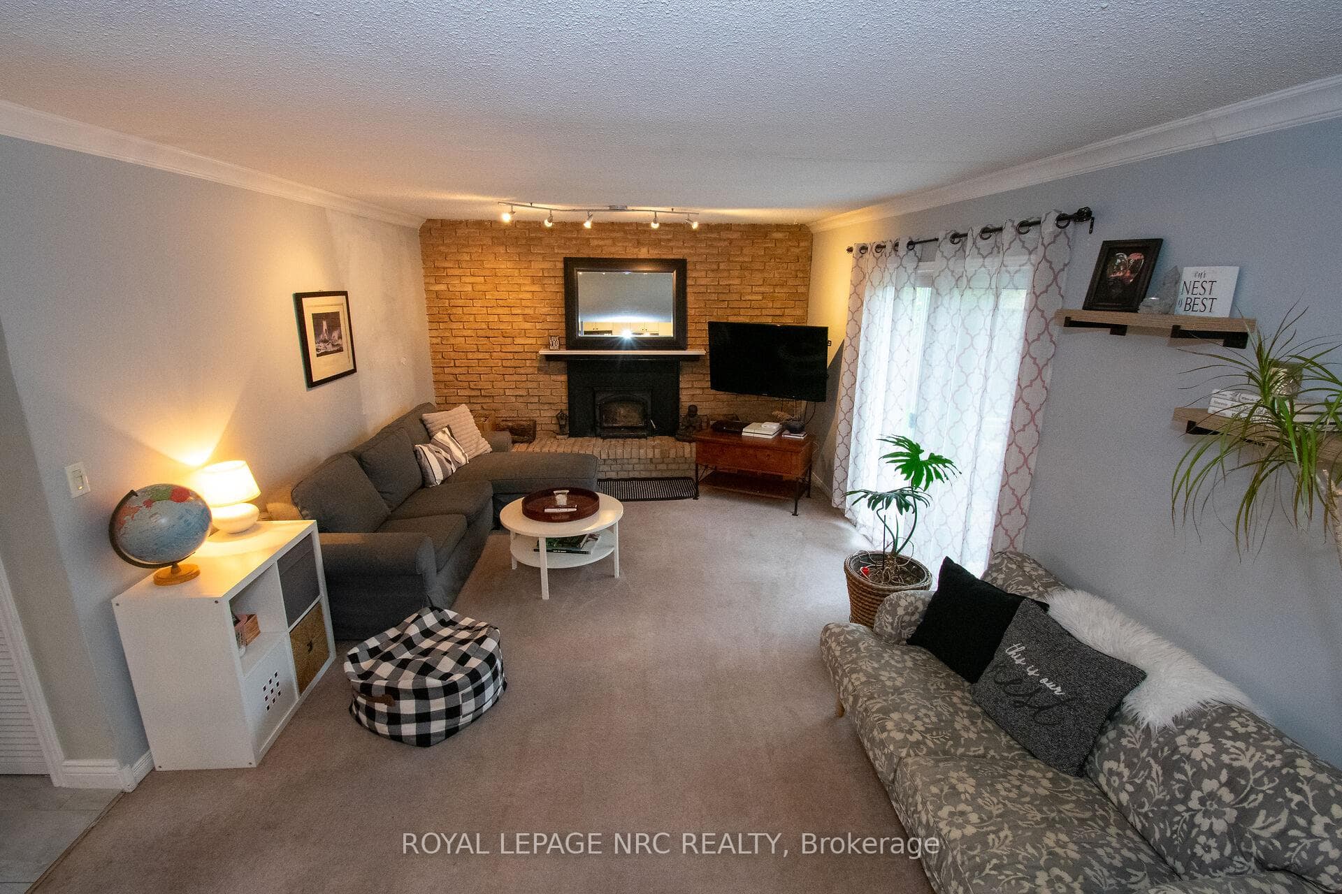 11 SHELDONBURY Court photo 22