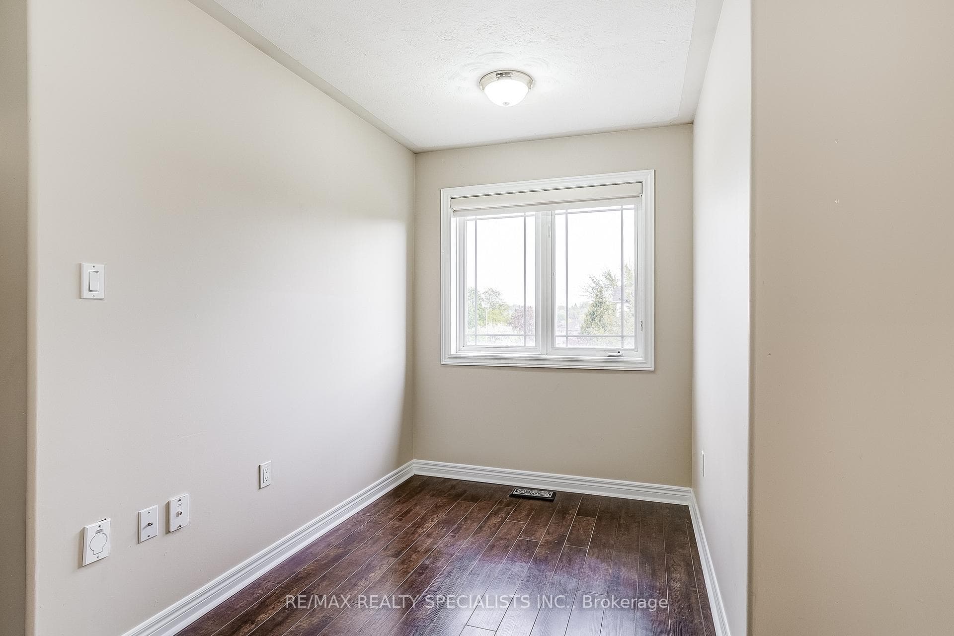 66 Gardiner Drive photo 17