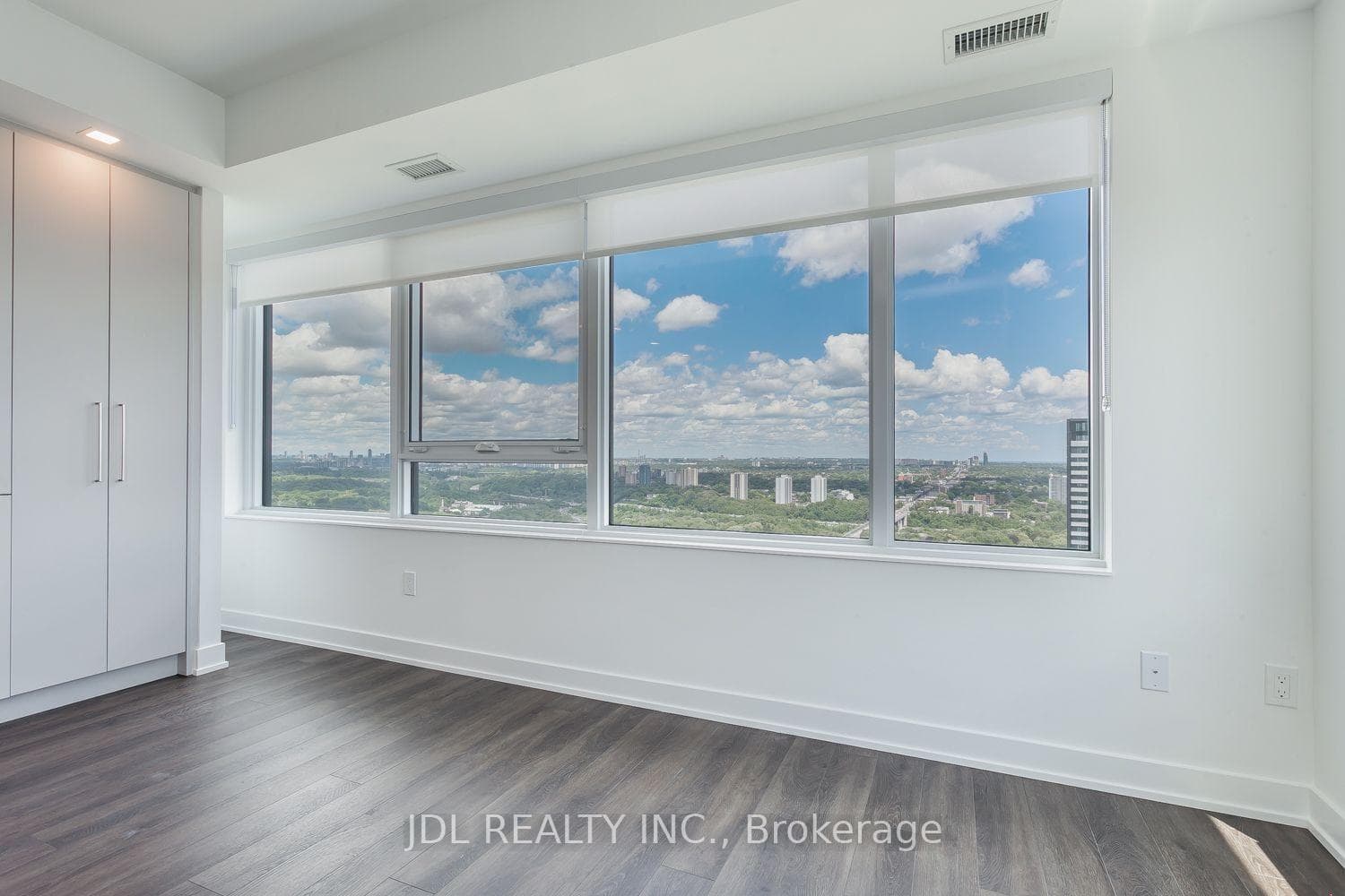 609 Sherbourne Street Unit 3709 photo 30