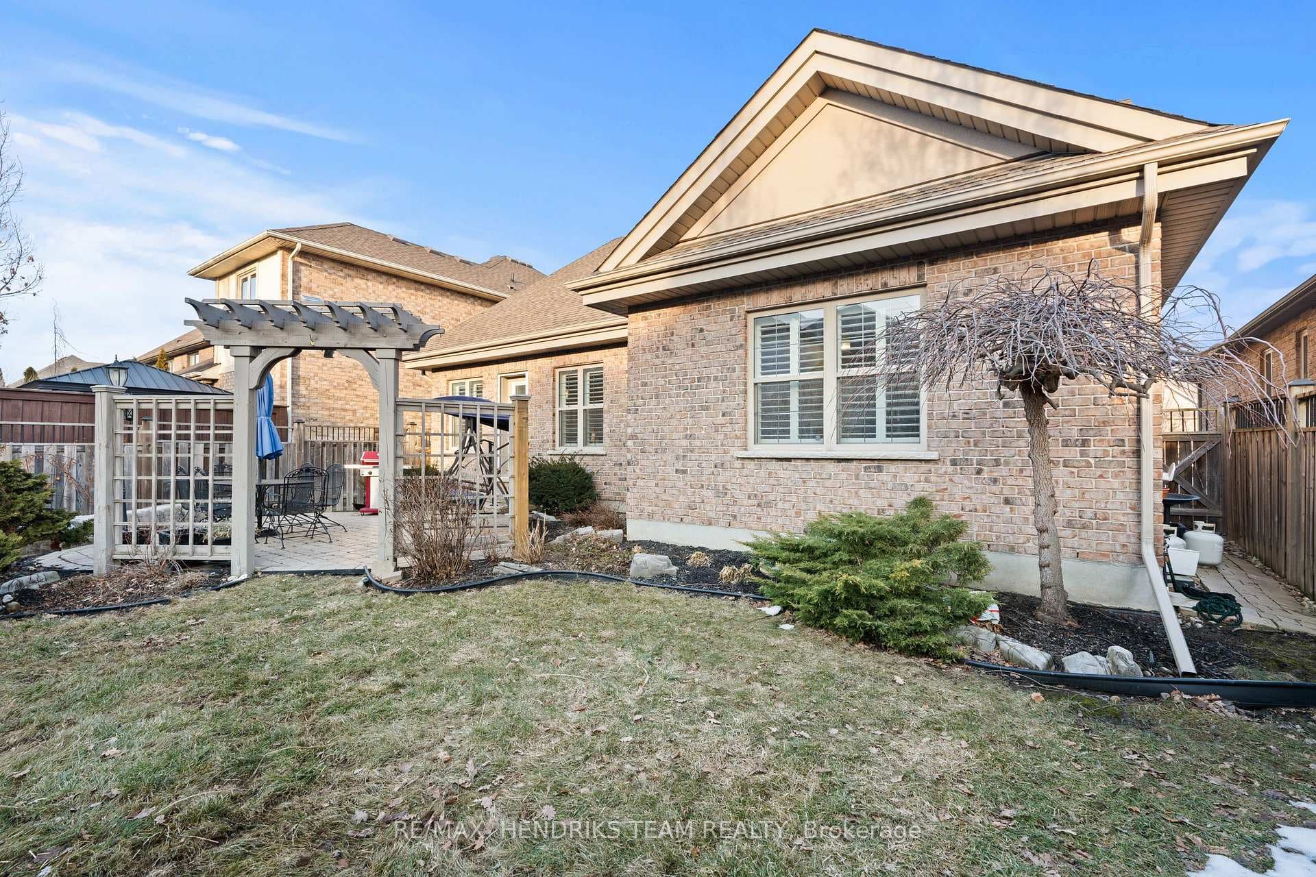 5 Mclean Court photo 37