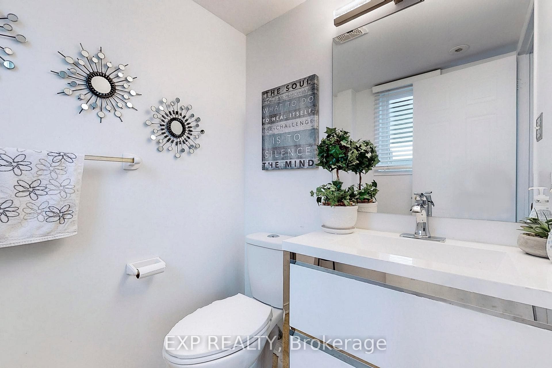 3088 Eglinton Avenue Unit 84 photo 13