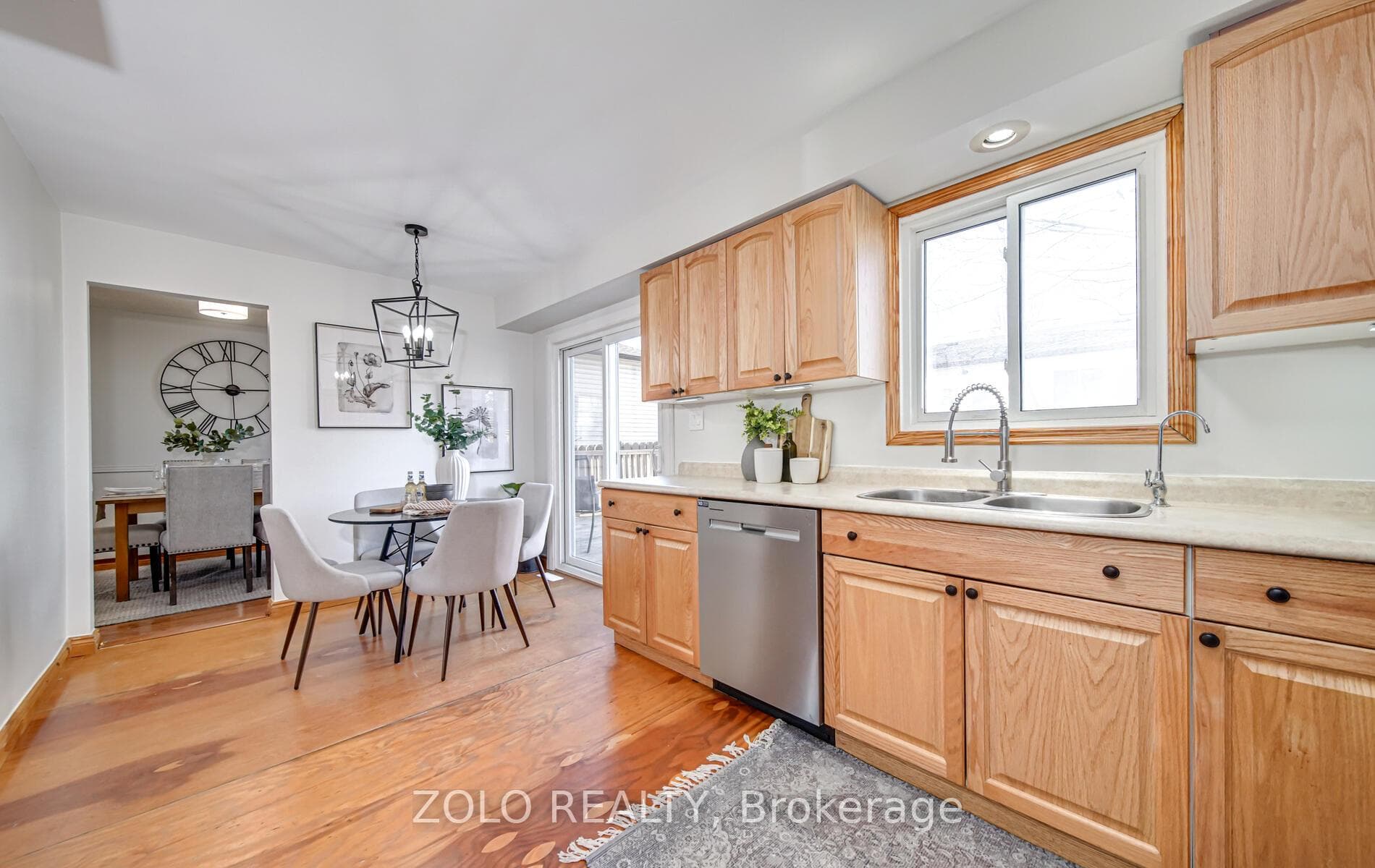 75 Barley Mill Crescent Bowmanville - Kitchen
