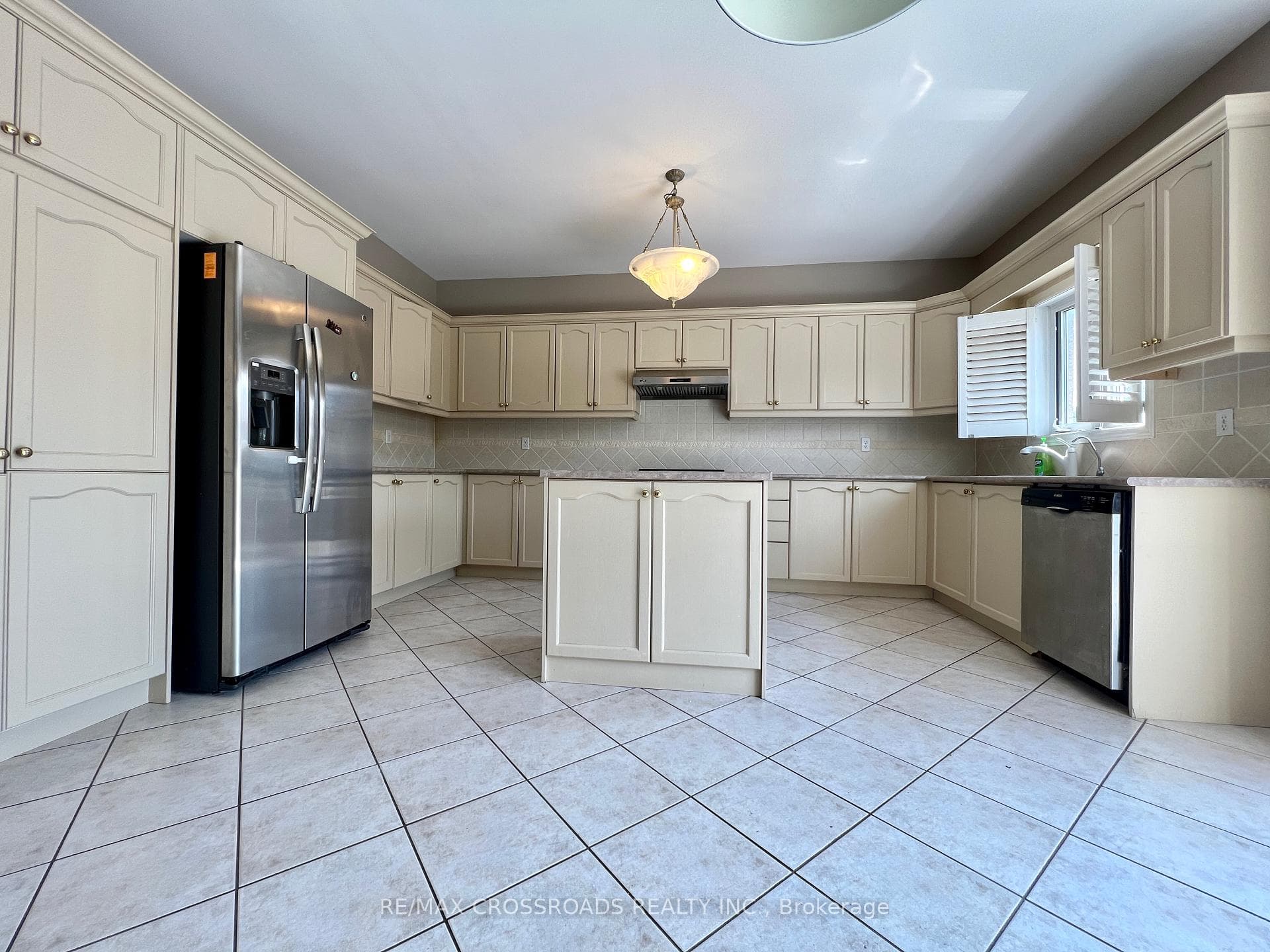 46 Eminence Road photo 13