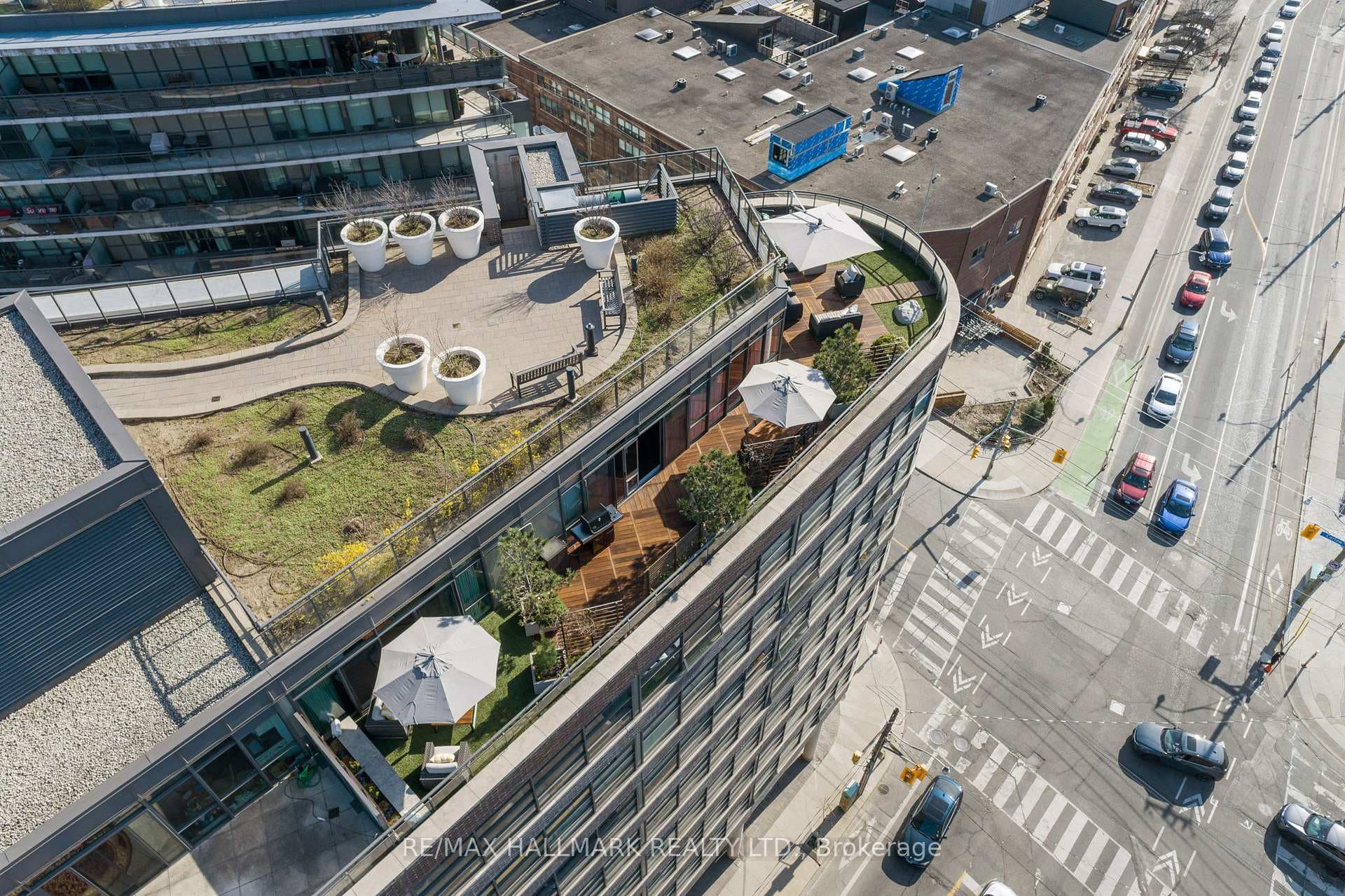 1201 Dundas Street Unit 909 photo 19