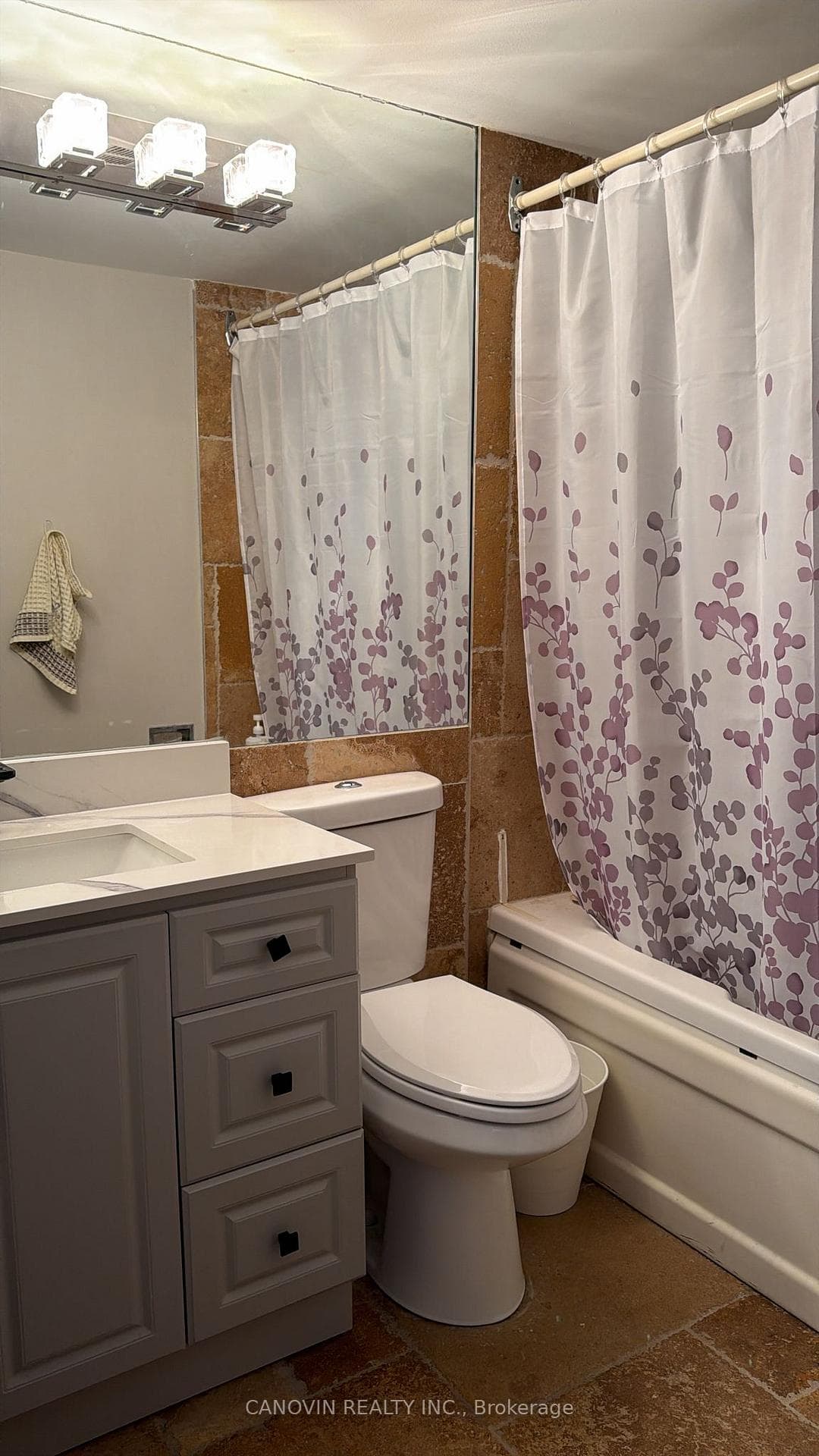 55 Elm Drive Unit 1401 photo 15