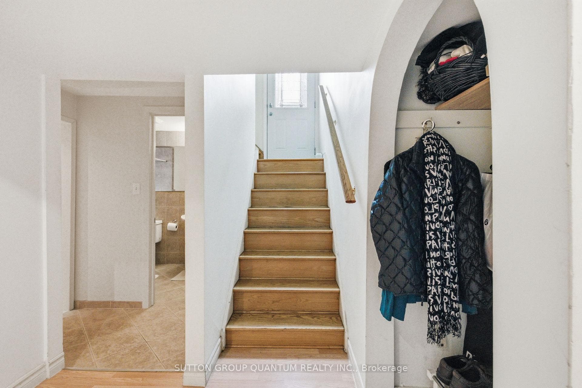 1257 Alexandra Avenue photo 22
