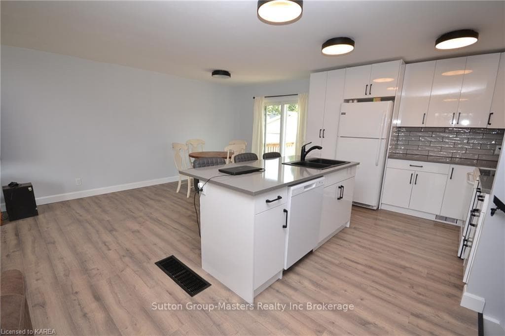 1038 WOODBINE Road photo 7