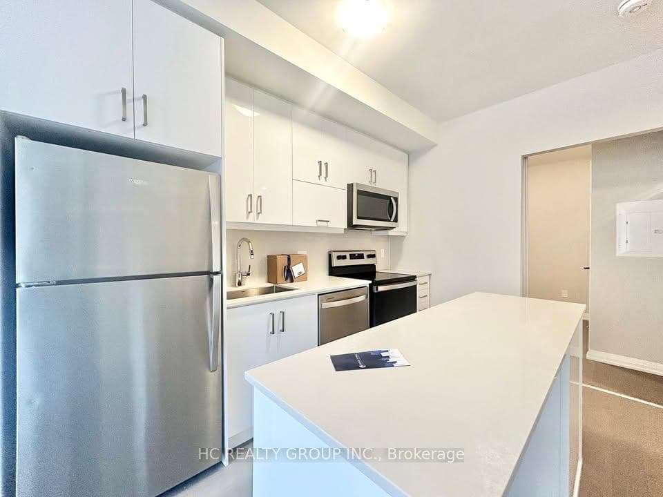 3006 WILLIAM CUTMORE Boulevard Unit 202 photo 12