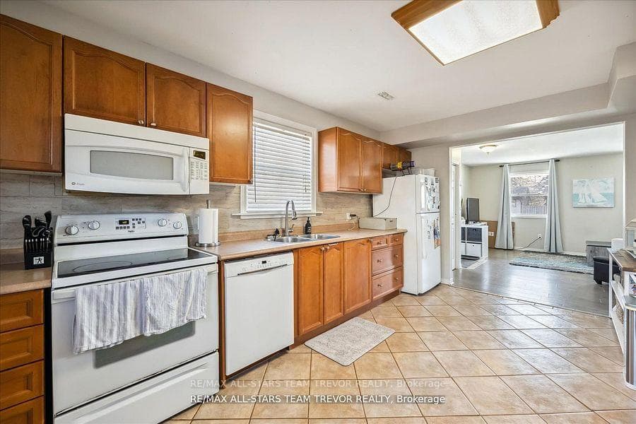 180 Spring Road photo 20