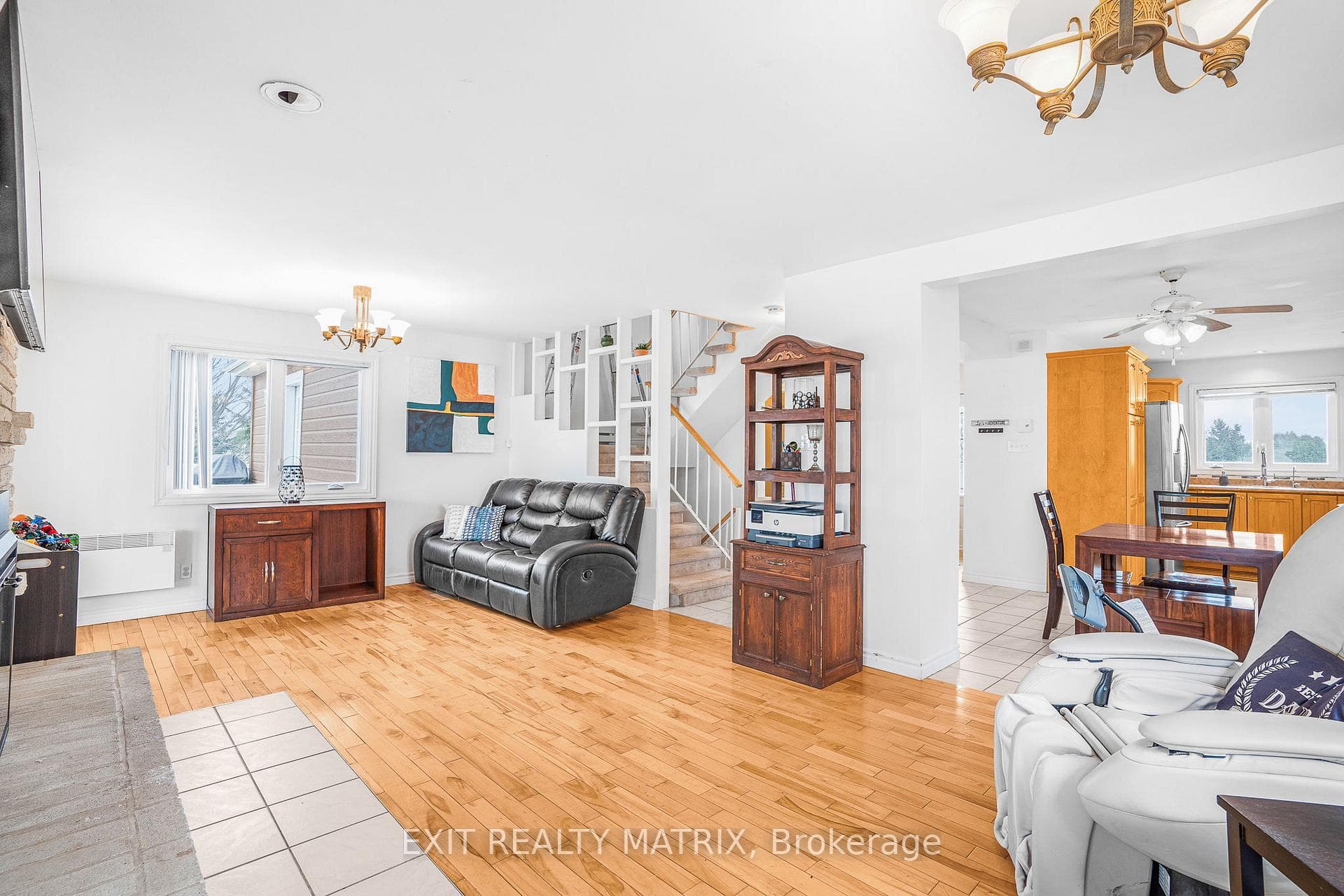 1552 Bay Road photo 14