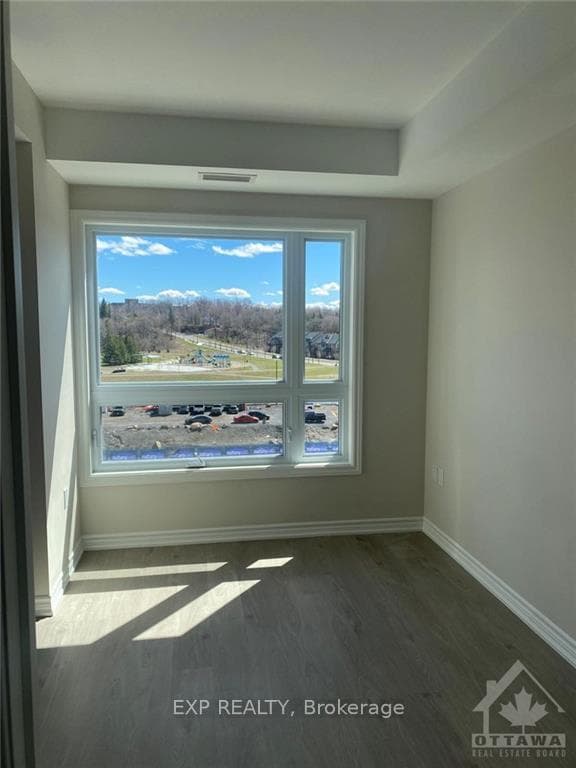 1350 HEMLOCK Road Unit 502 photo 12