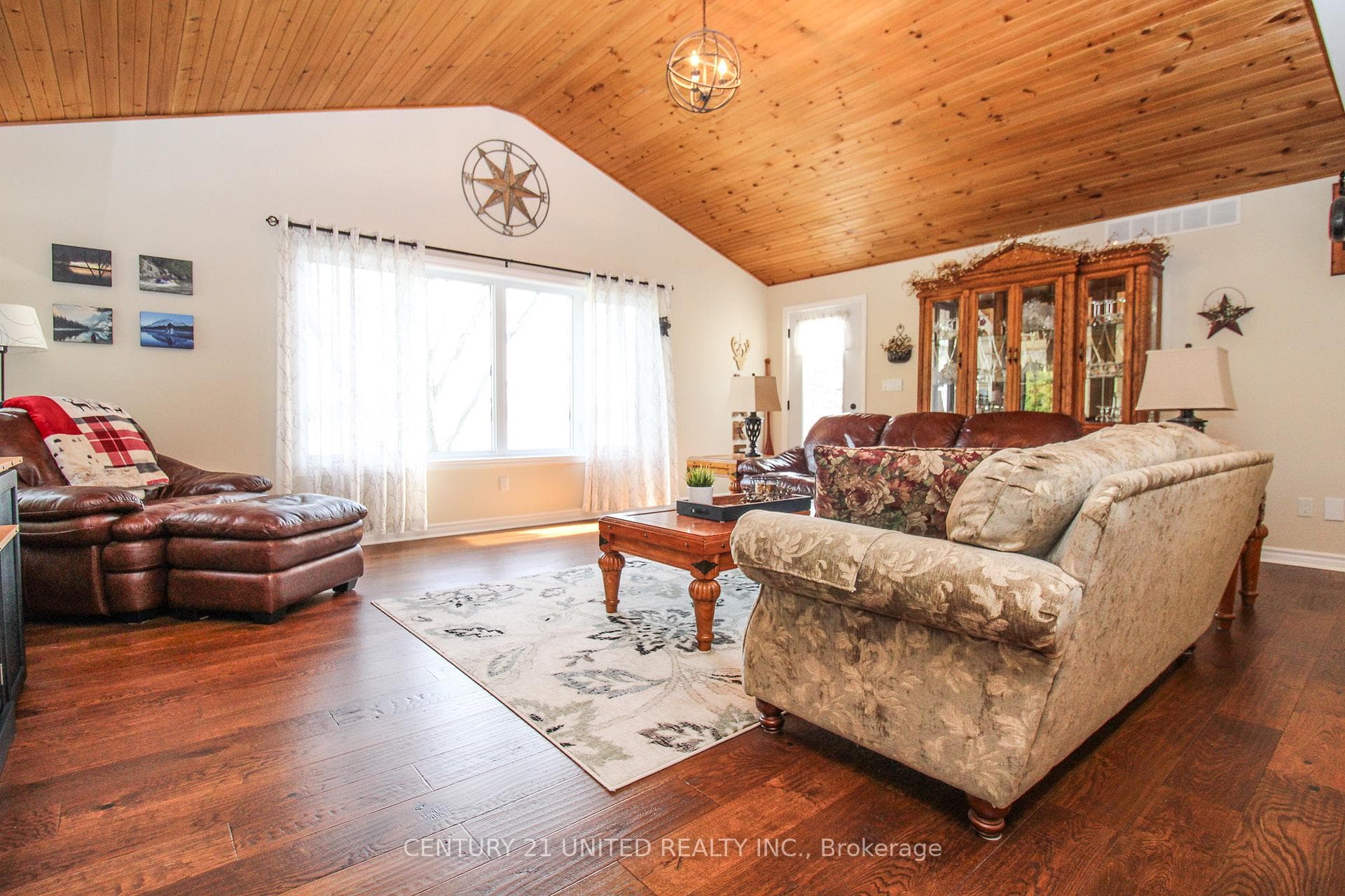 47 Darling Drive photo 14