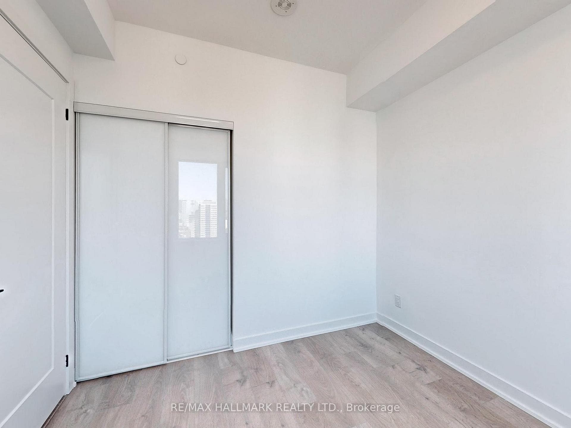 5 Defries Street Unit 2408 photo 23
