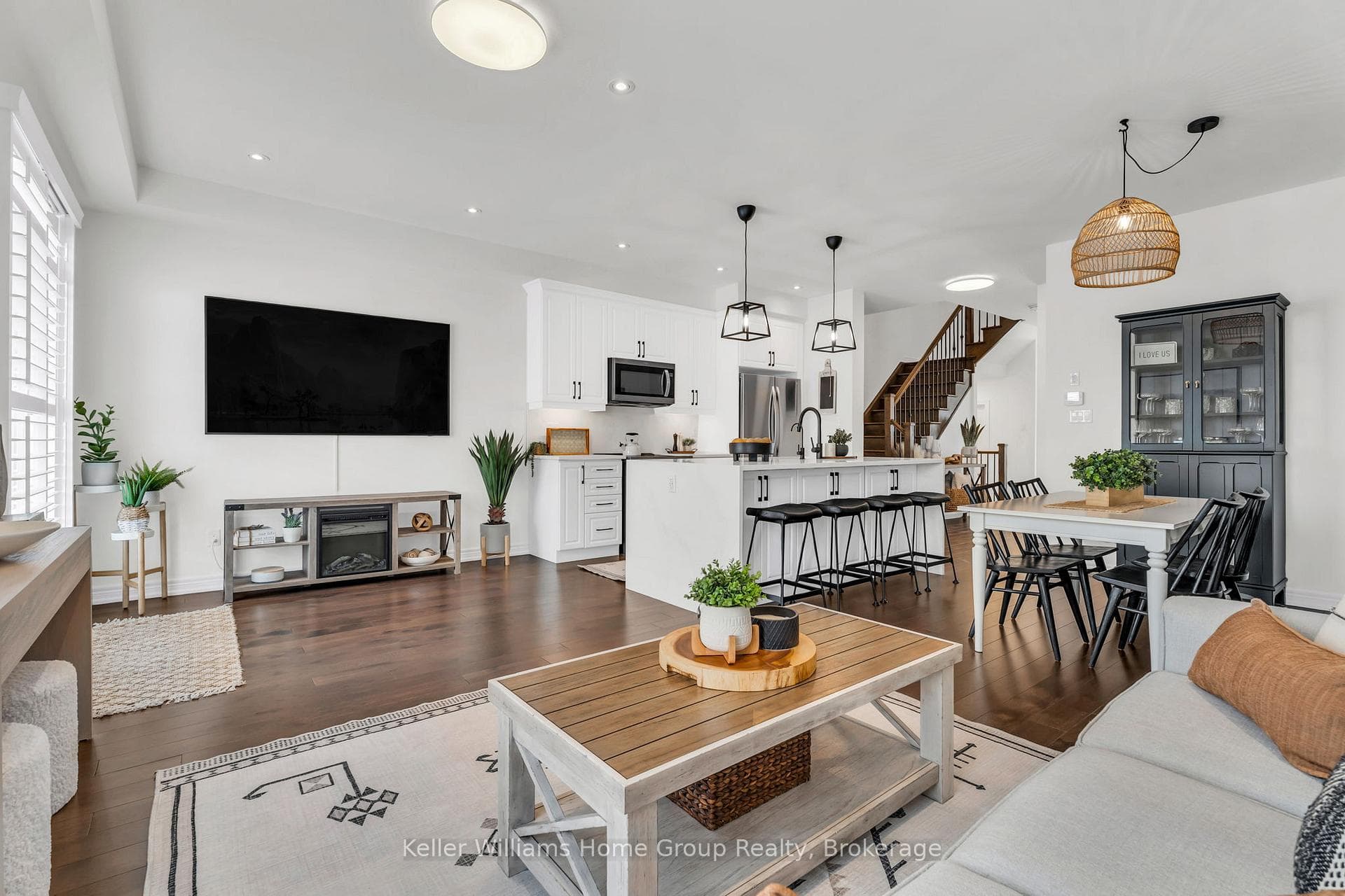 112 Mutrie Boulevard photo 19