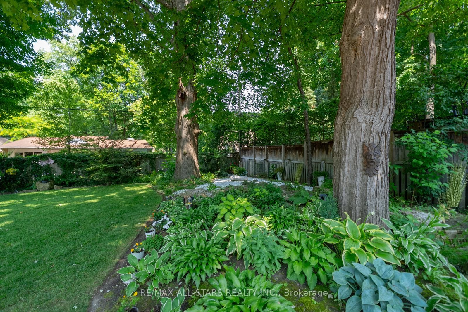 41 Deepwood Crescent photo 45