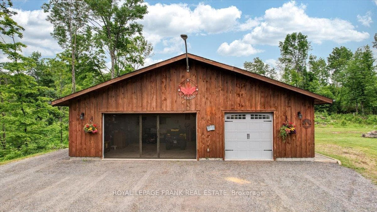 944 Steenburg Lake Road photo 35