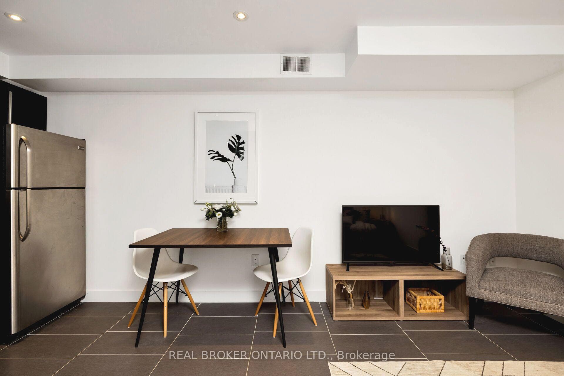 135 Prescott Avenue Unit Lower photo 6