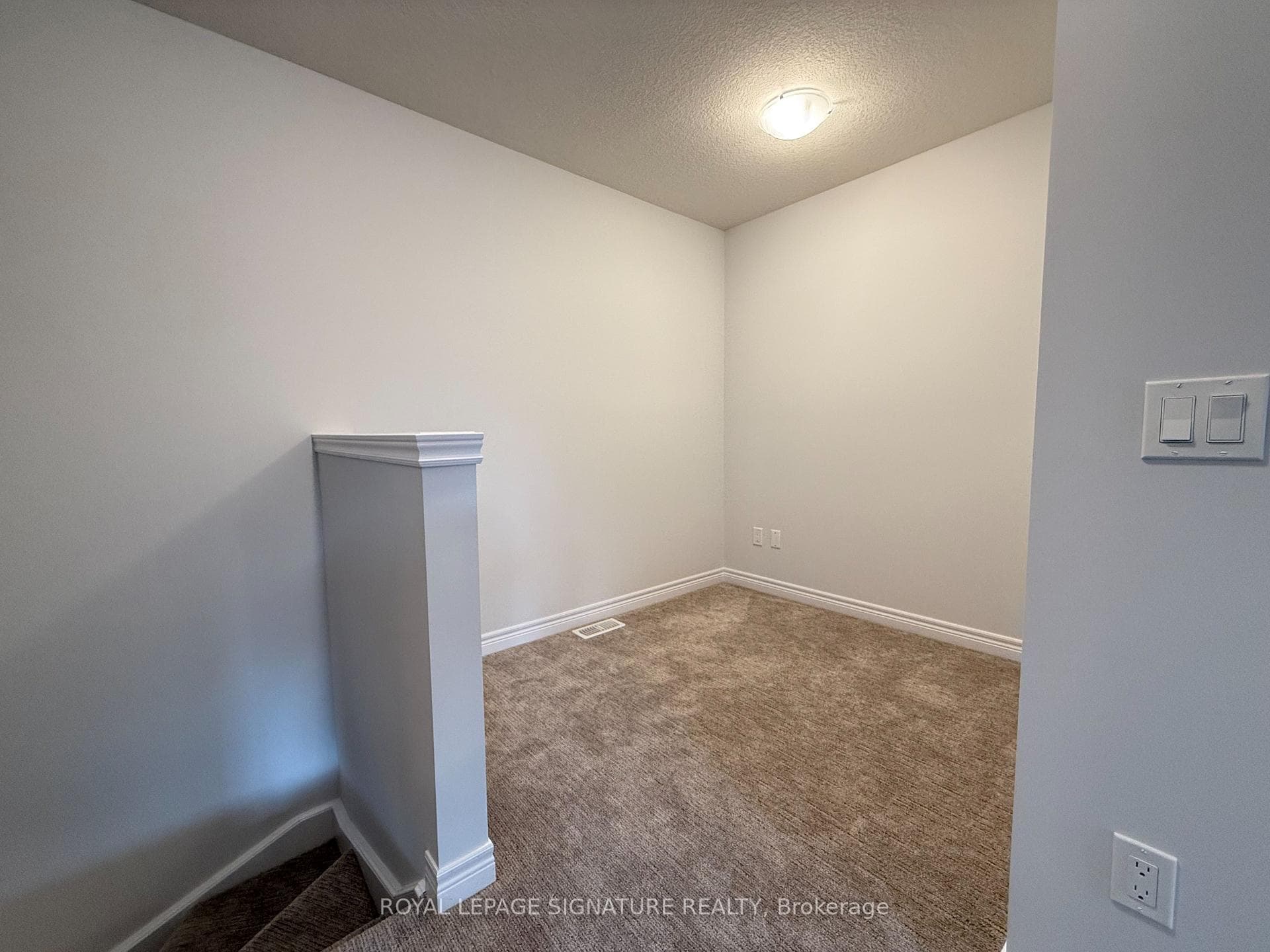 19 Picardy Drive Unit 35 photo 13
