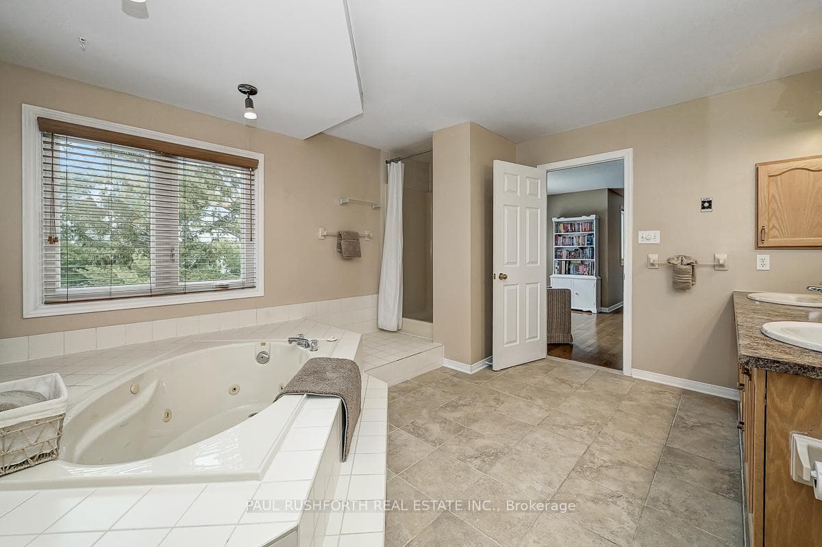 Primary Bedroom-5 Piece Ensuite