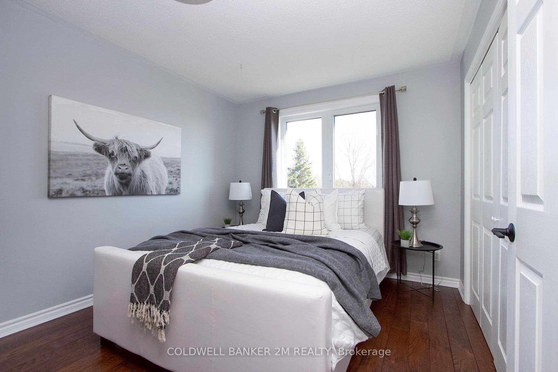 37 Bradley Boulevard photo 27