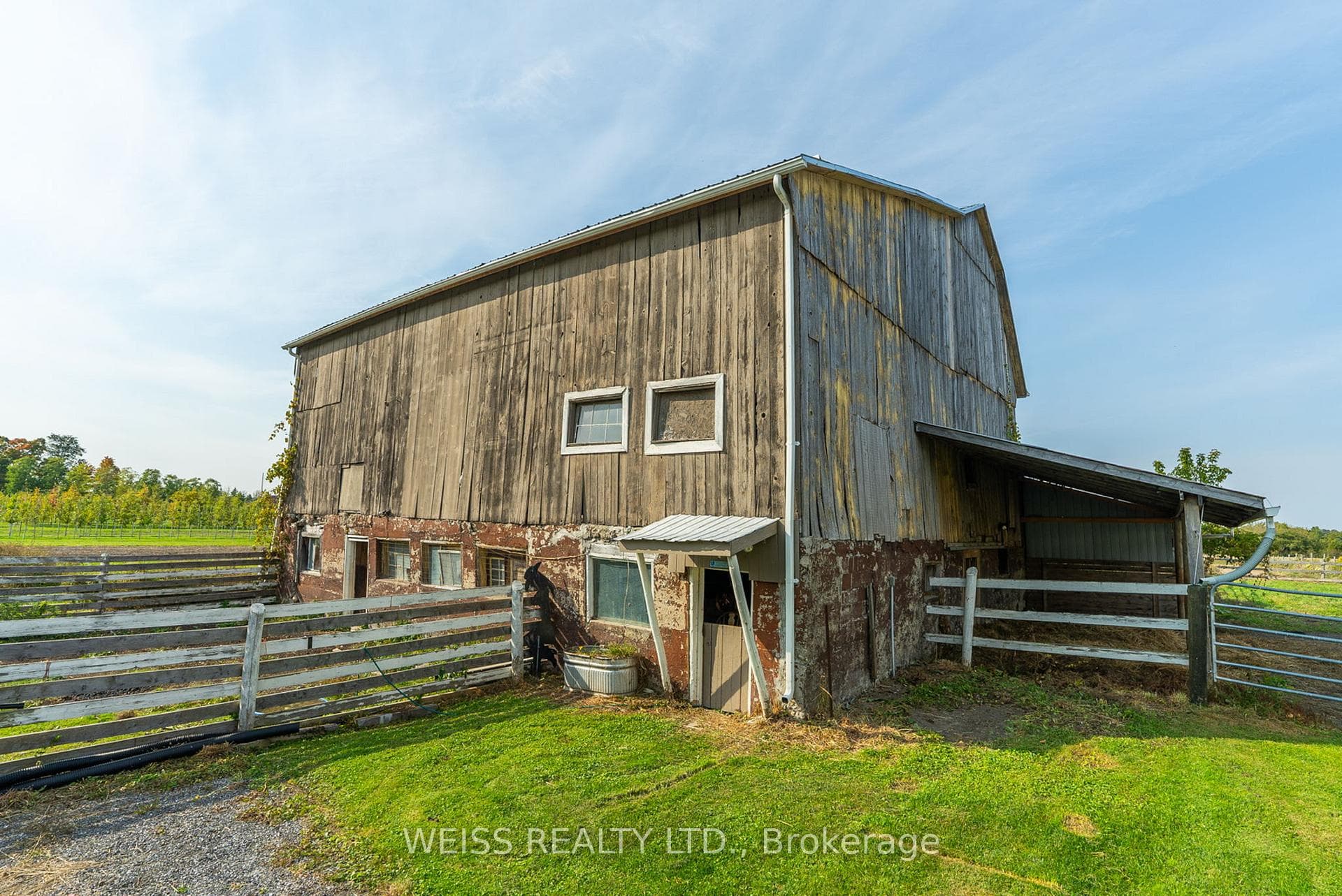 772 Townline Road photo 25