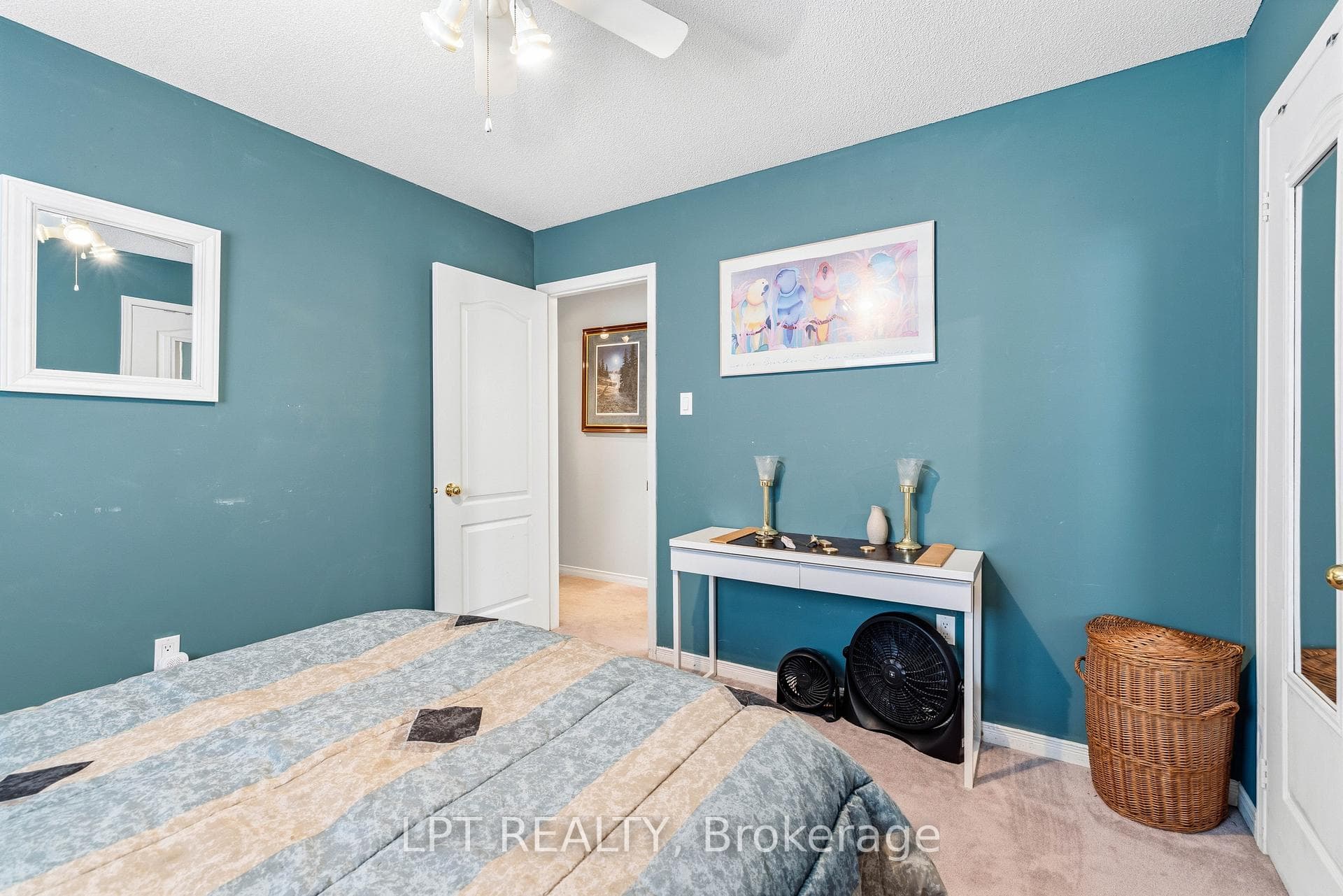 8 Burnaby Drive photo 29